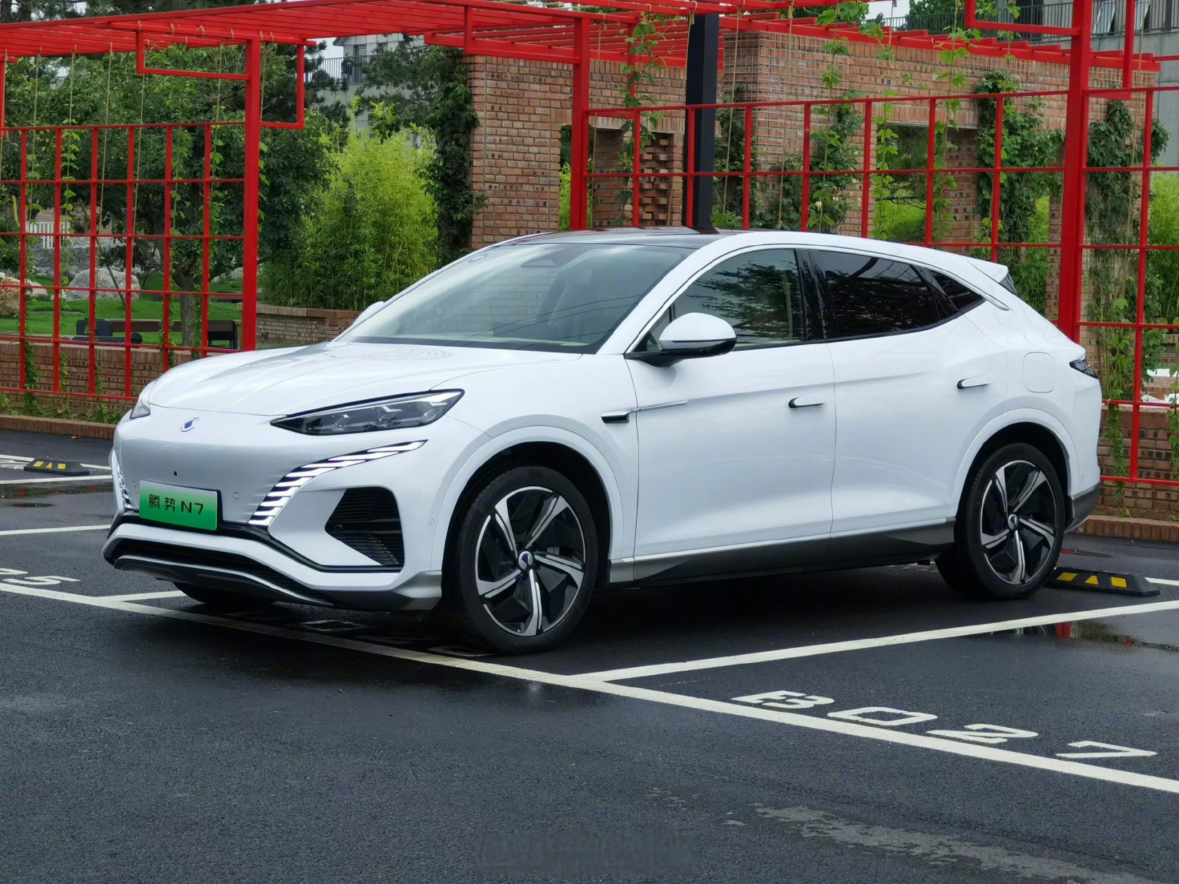 比亚迪赵长江:产品力远超100万级别的suv.