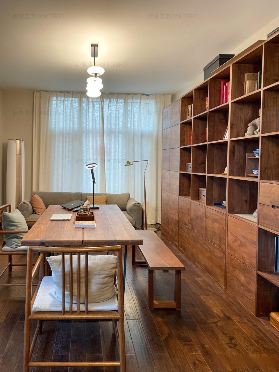 5m及以下小户型客厅布局,可以来抄作业啦 这是西安业主家二楼的一个