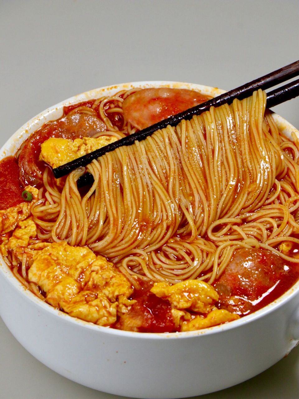 番茄鸡蛋打卤面这么做,简单好吃97 下班回家吃一碗热腾腾面条,超级