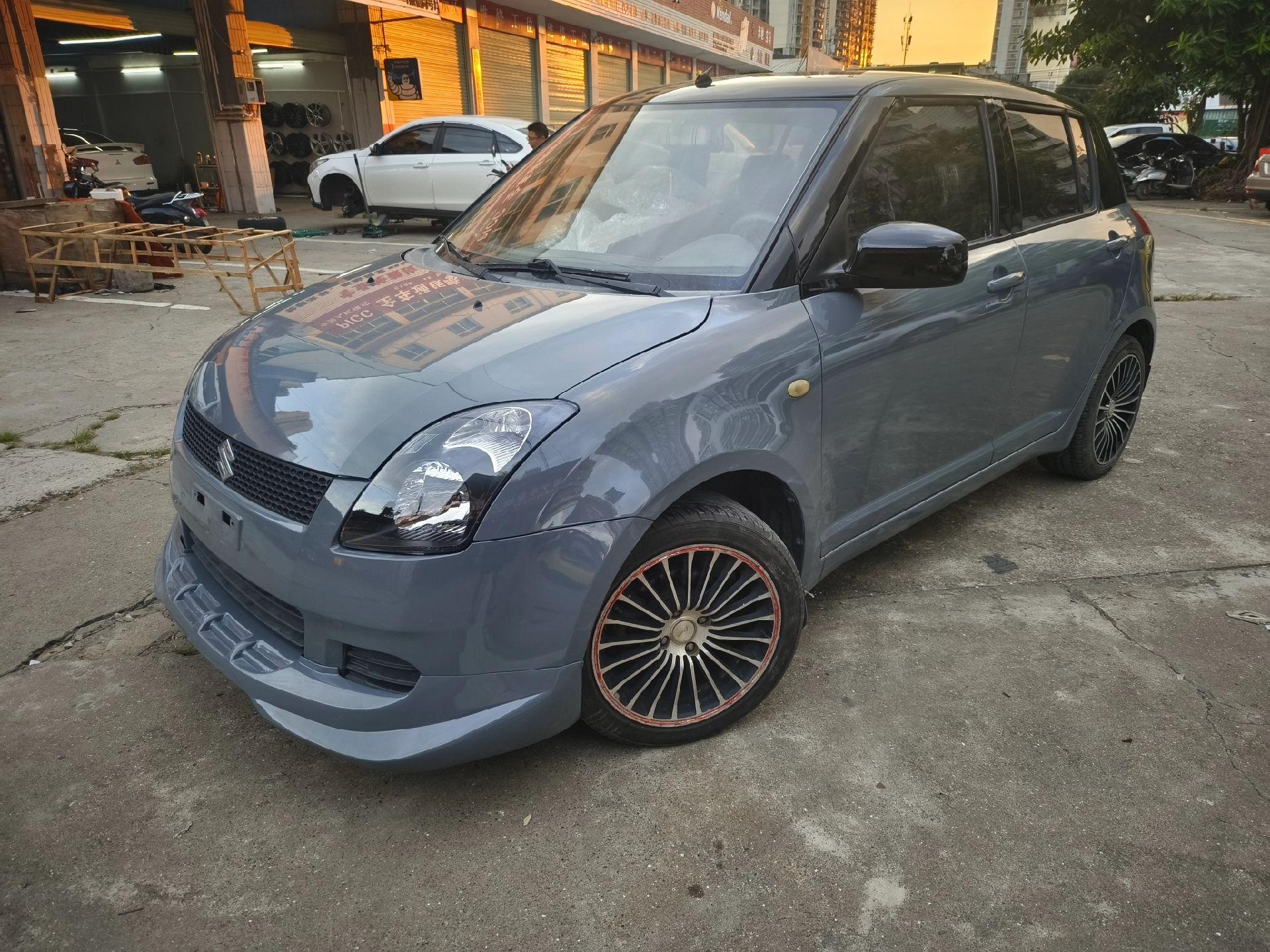 铃木雨燕水泥灰改色.全车改色翻新.