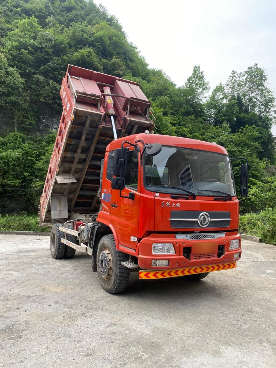 19年6月正宗东风天锦,六缸180马力,法士特八档,462后桥,4.