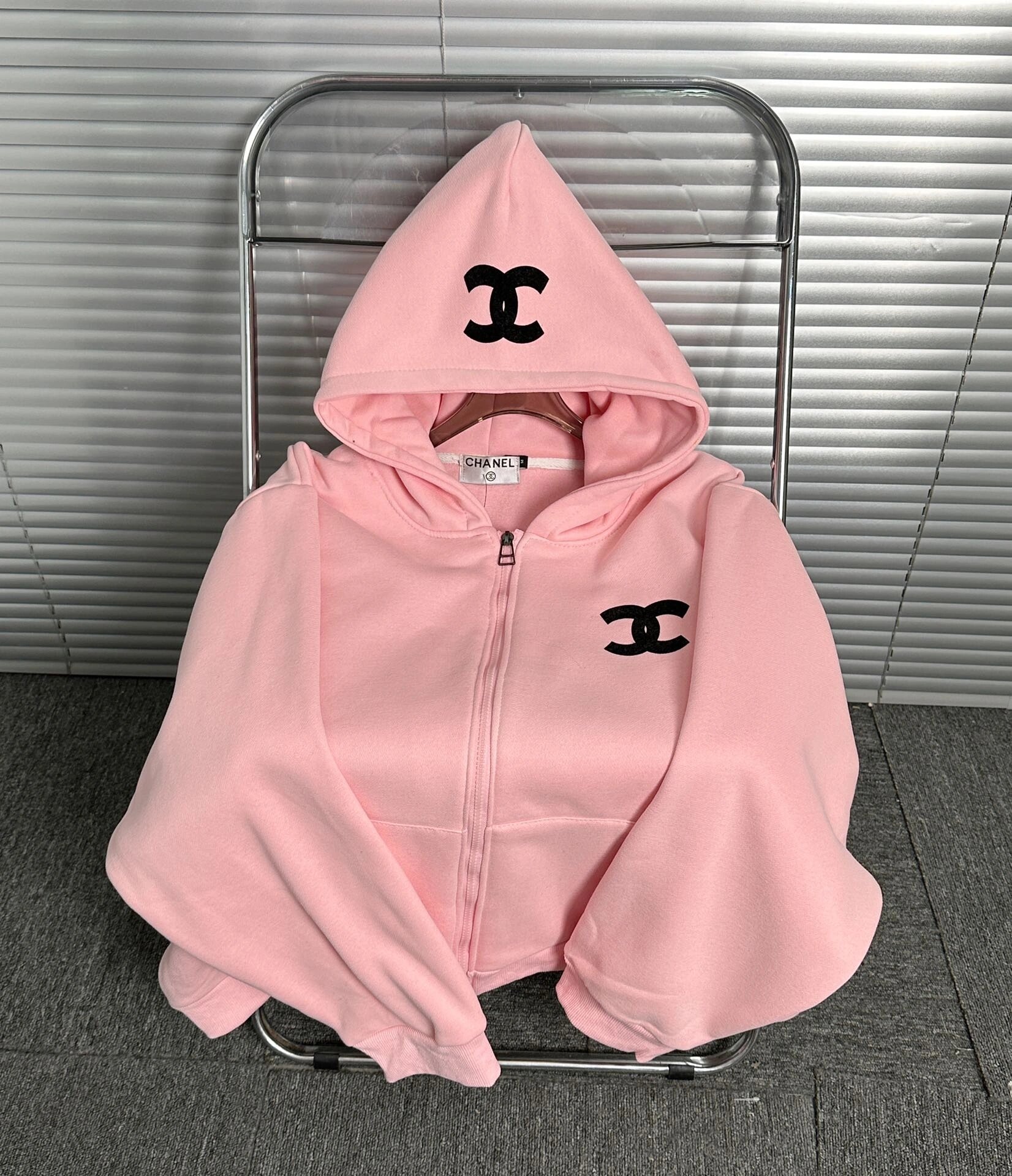 香奈儿外套 charlie luciano ci小香奈儿经典植绒加绒大版卫衣情侣