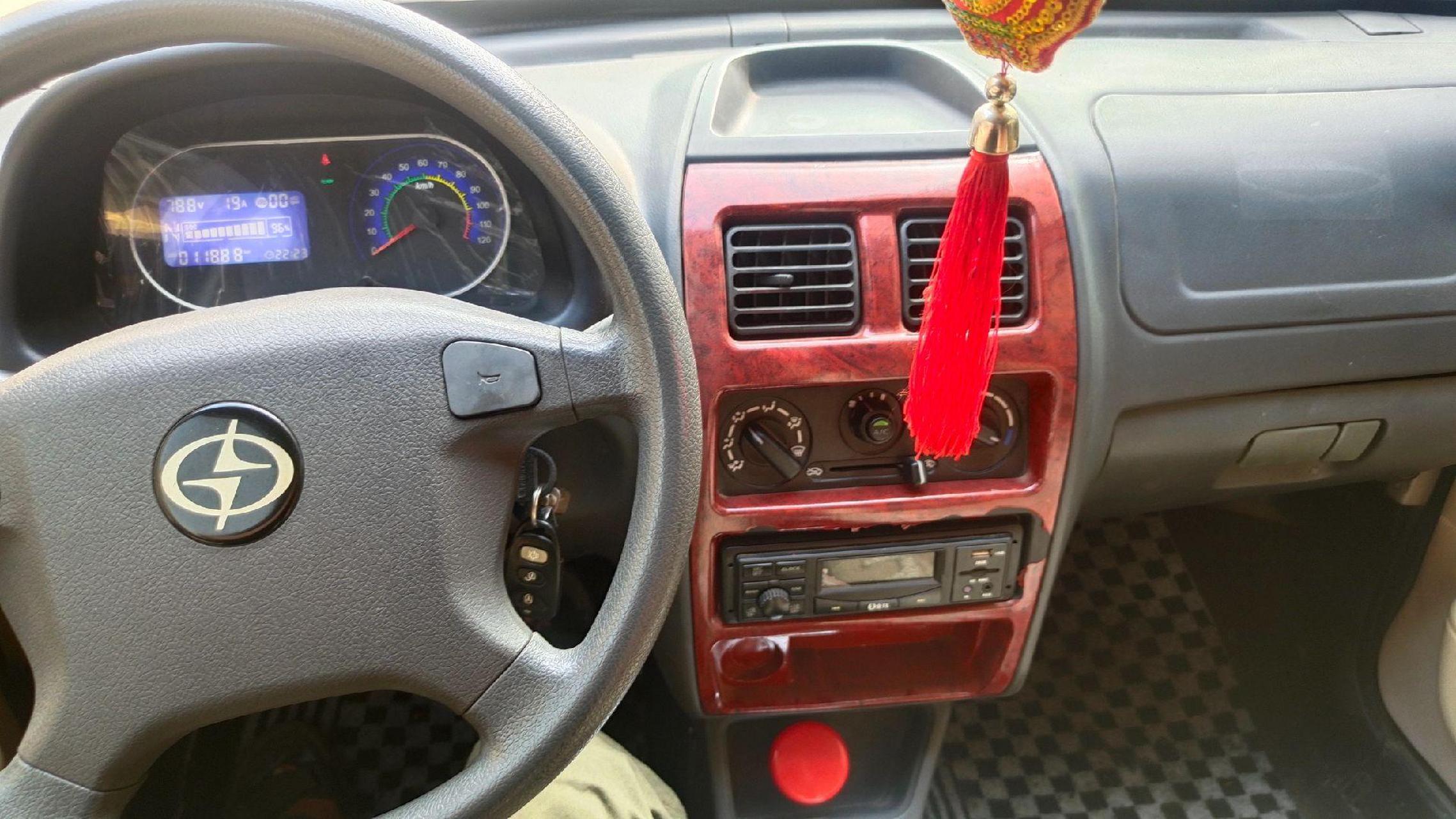 江南t11新能源车电池77伏200安 磷.