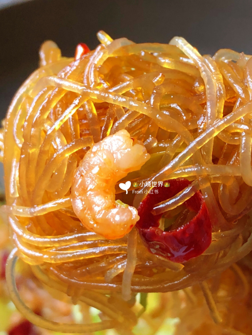 超级满足胃口的圆白菜炒粉丝,风味独特,简单易上手～ 90材料: 龙口