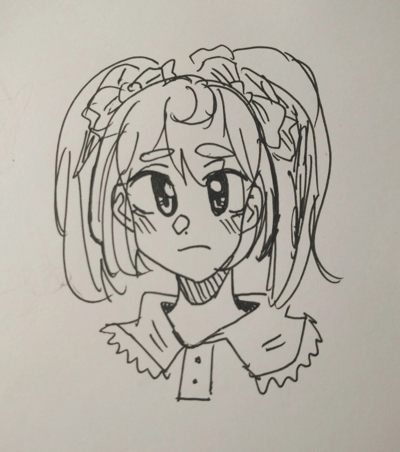 教你画网红画风 1.先画一张脸 2.画上斗鸡眼和只有一根的睫毛 3.