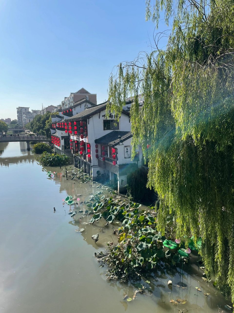 上海七宝古镇 七宝古镇是位于上海闵行区七宝镇的一个古建筑特色景区