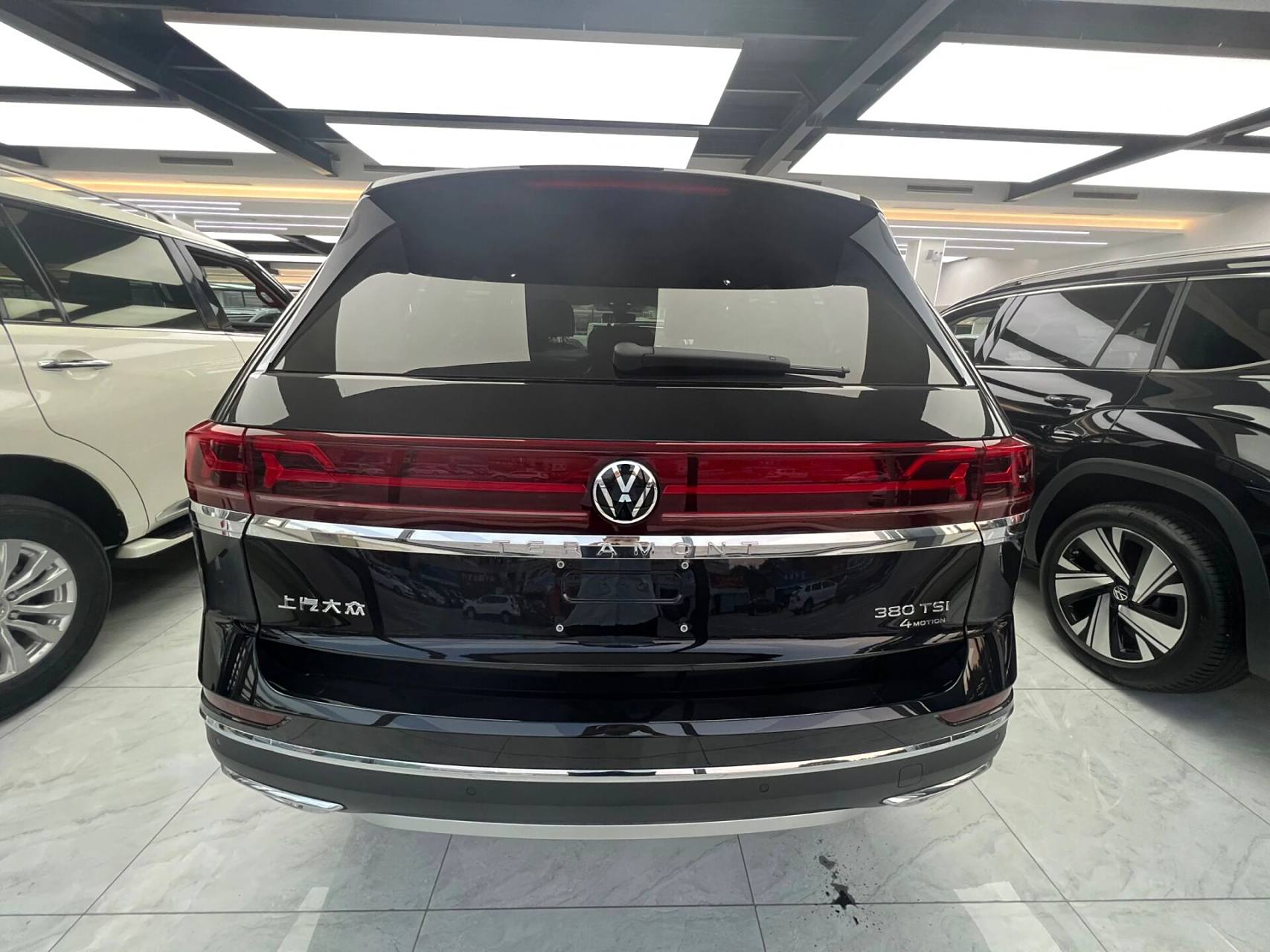 大众 途昂 2023款 380tsi 四驱尊崇豪华版 2023年8月上牌,准新车.