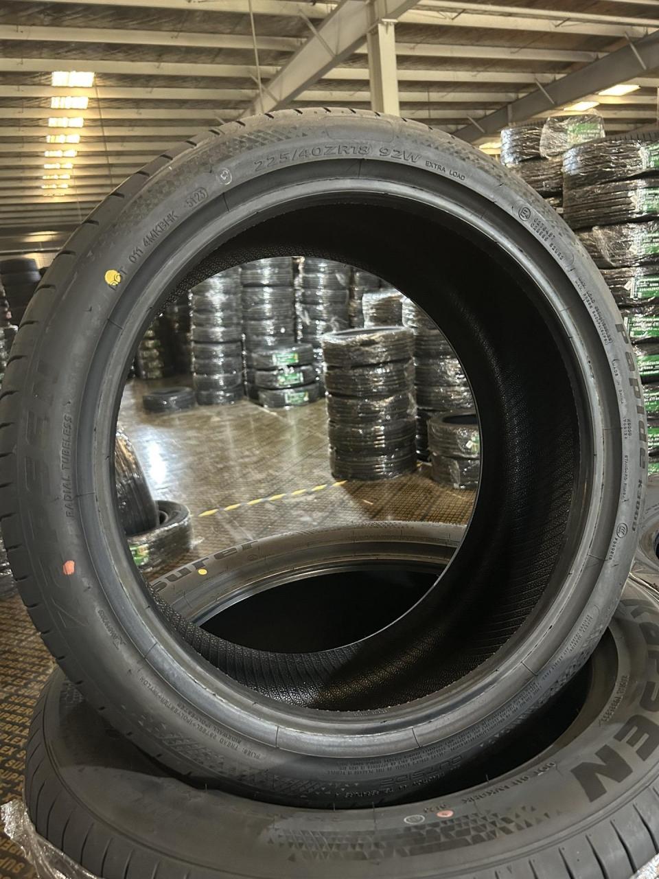 康佩森高性能轮胎 规格:22540zr18 型号:k3000 3t系数:300,aa,a 胎体