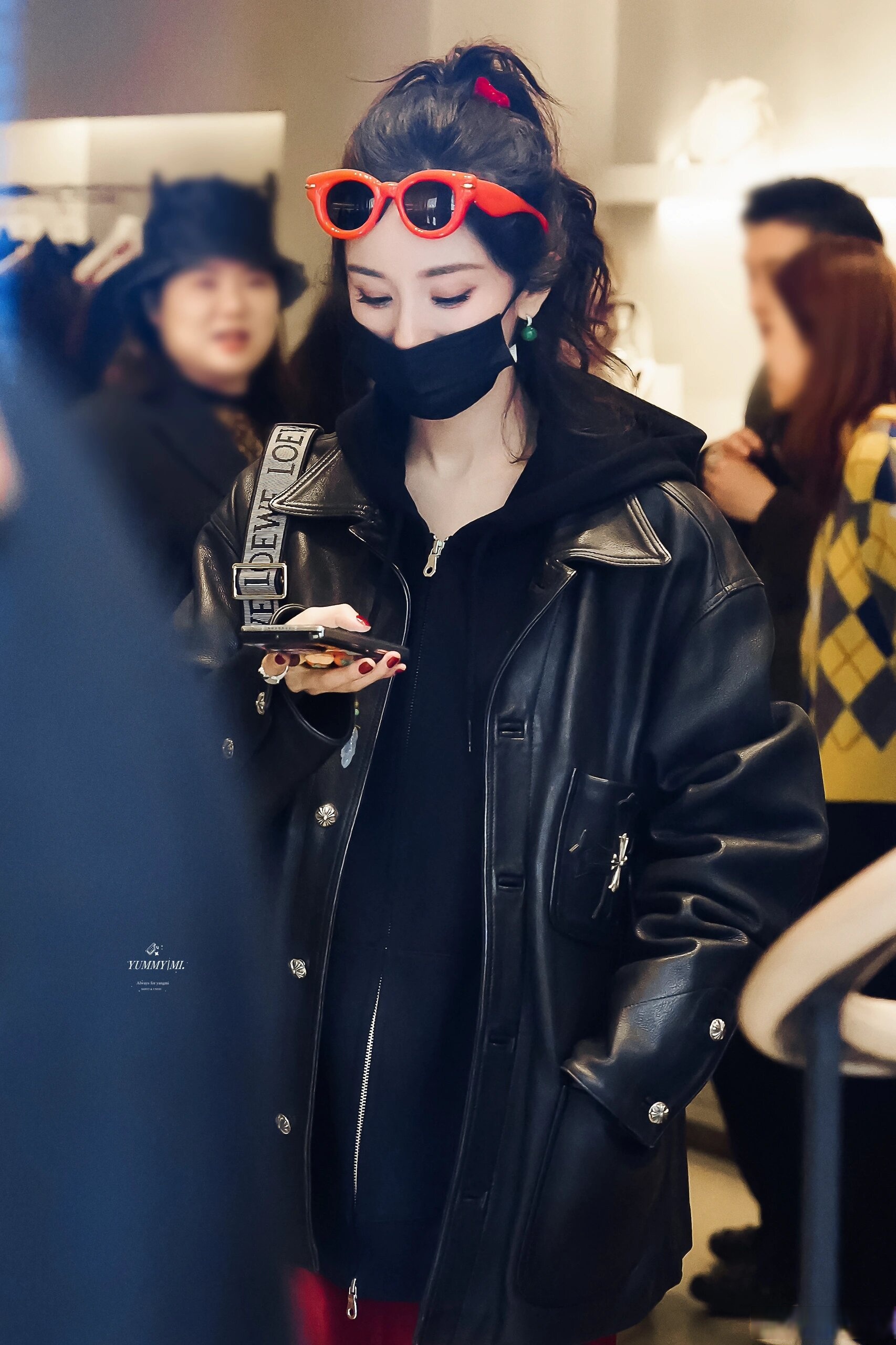 杨幂好柿发生手机壳#大幂幂原来是哪家代言人着?