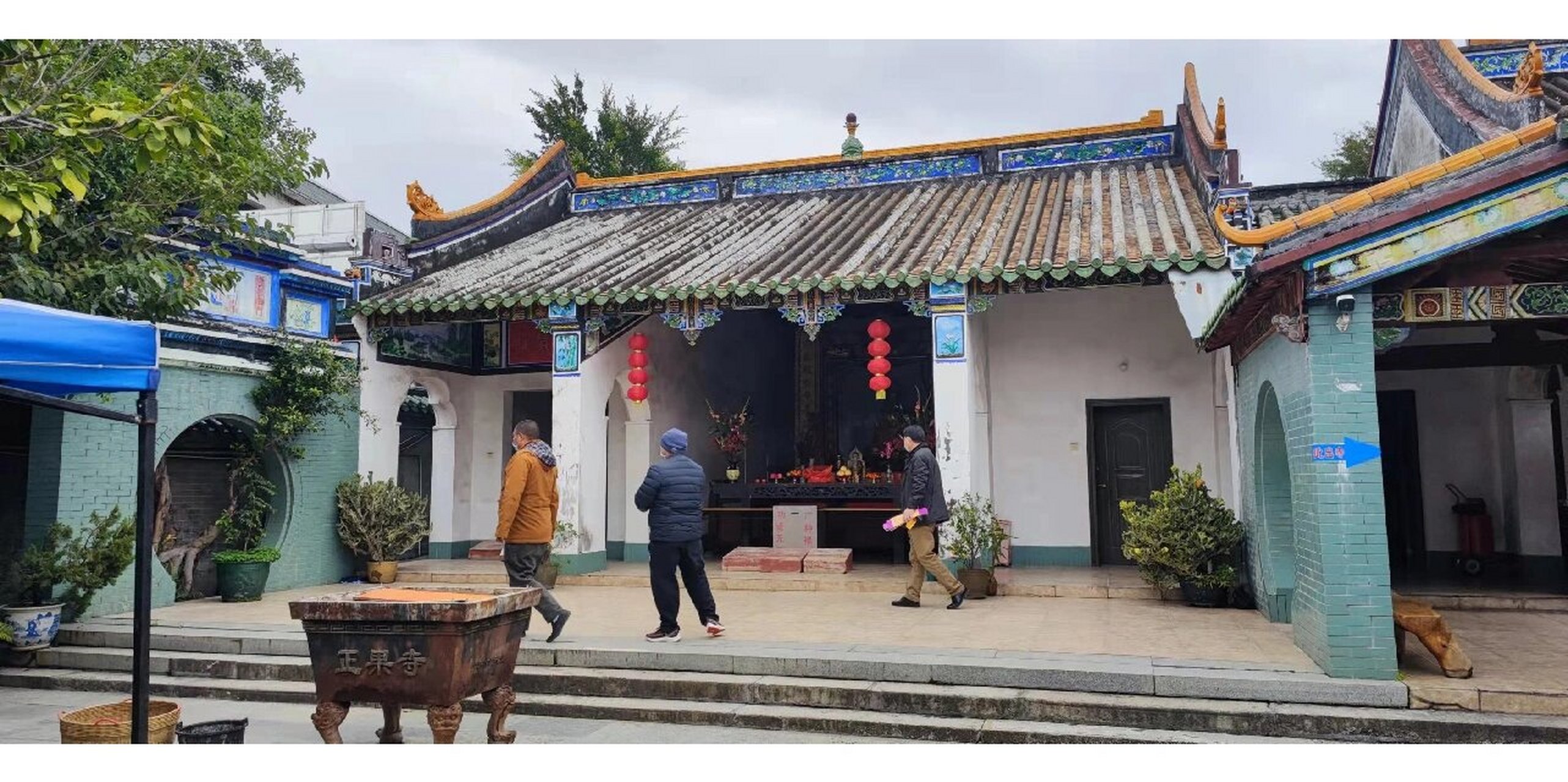 于是在一个周末就自驾去游览一下,正果寺位于广州市增城区正果镇,离我