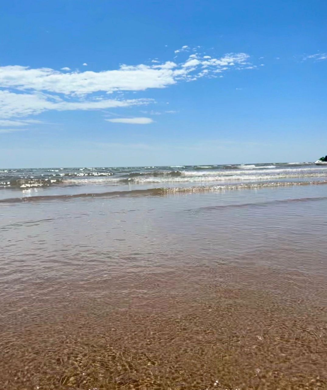秦皇岛 赶海地点东山浴场 金梦海湾  海天一色 浅水湾 都可以赶 ..