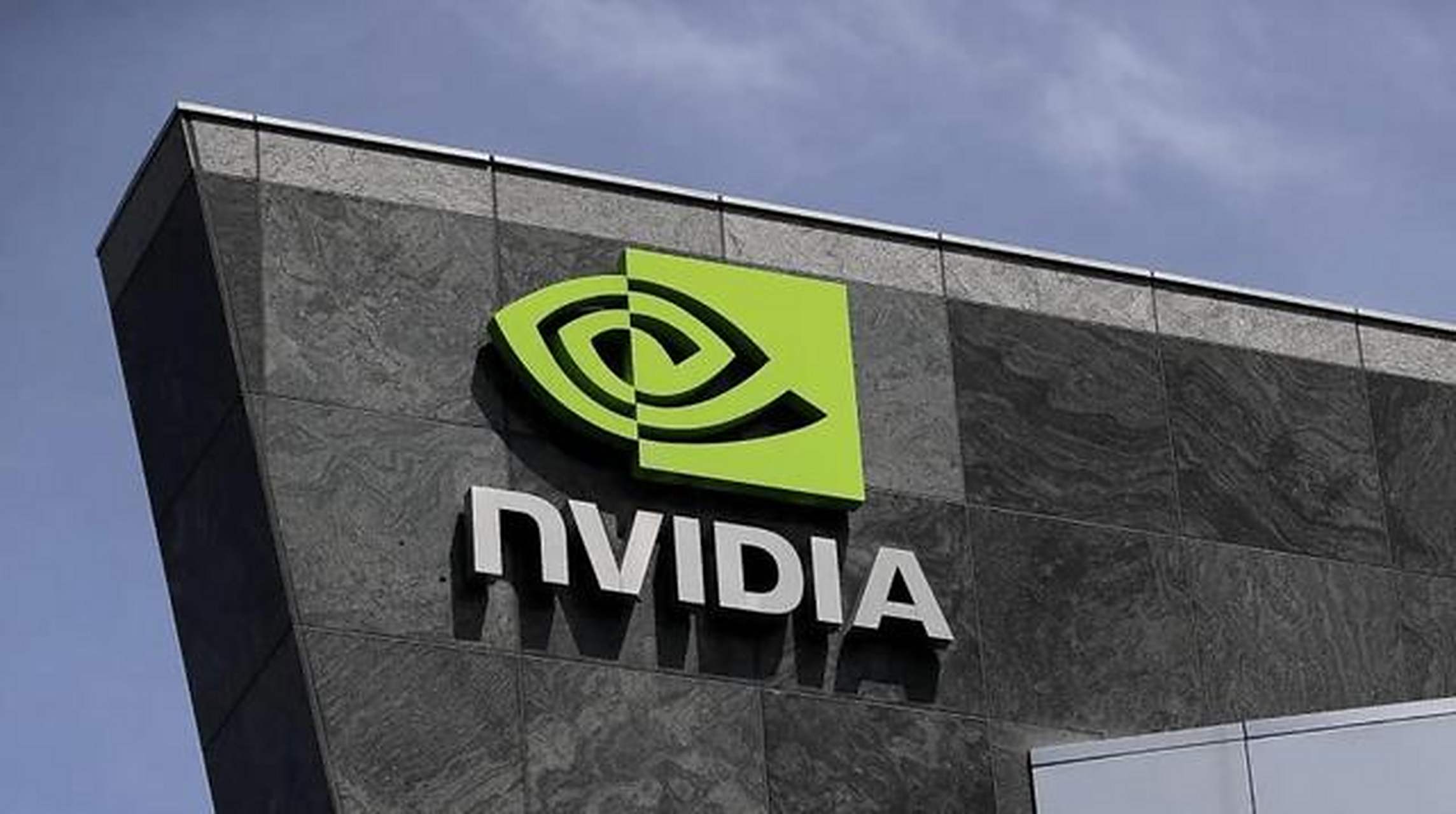 近年来,以美籍华人创始人黄仁勋为首的英伟达公司在全