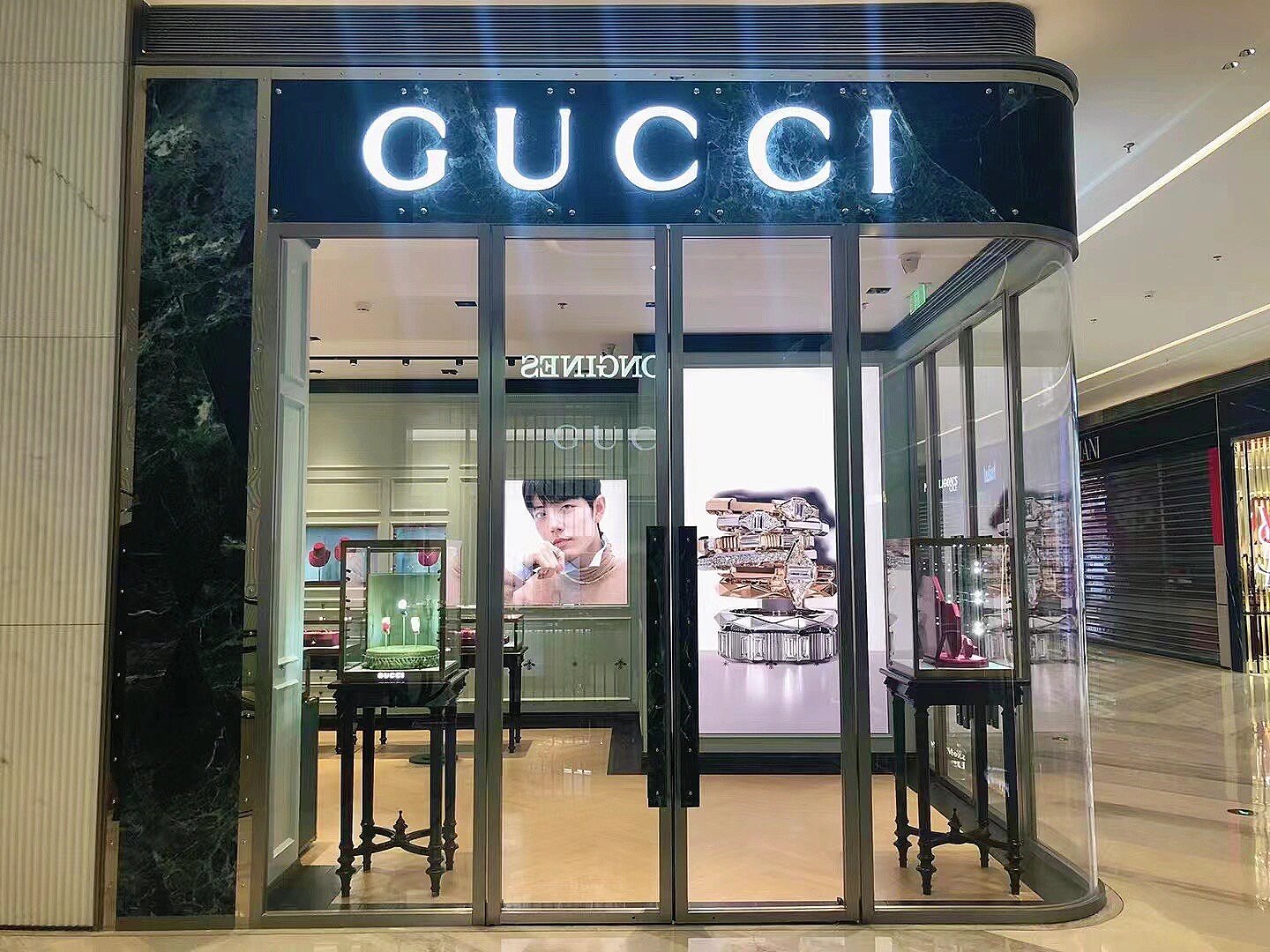 深圳罗湖万象城gucci珠宝腕表店开业啦98 gucci w&j 华南头部店铺在