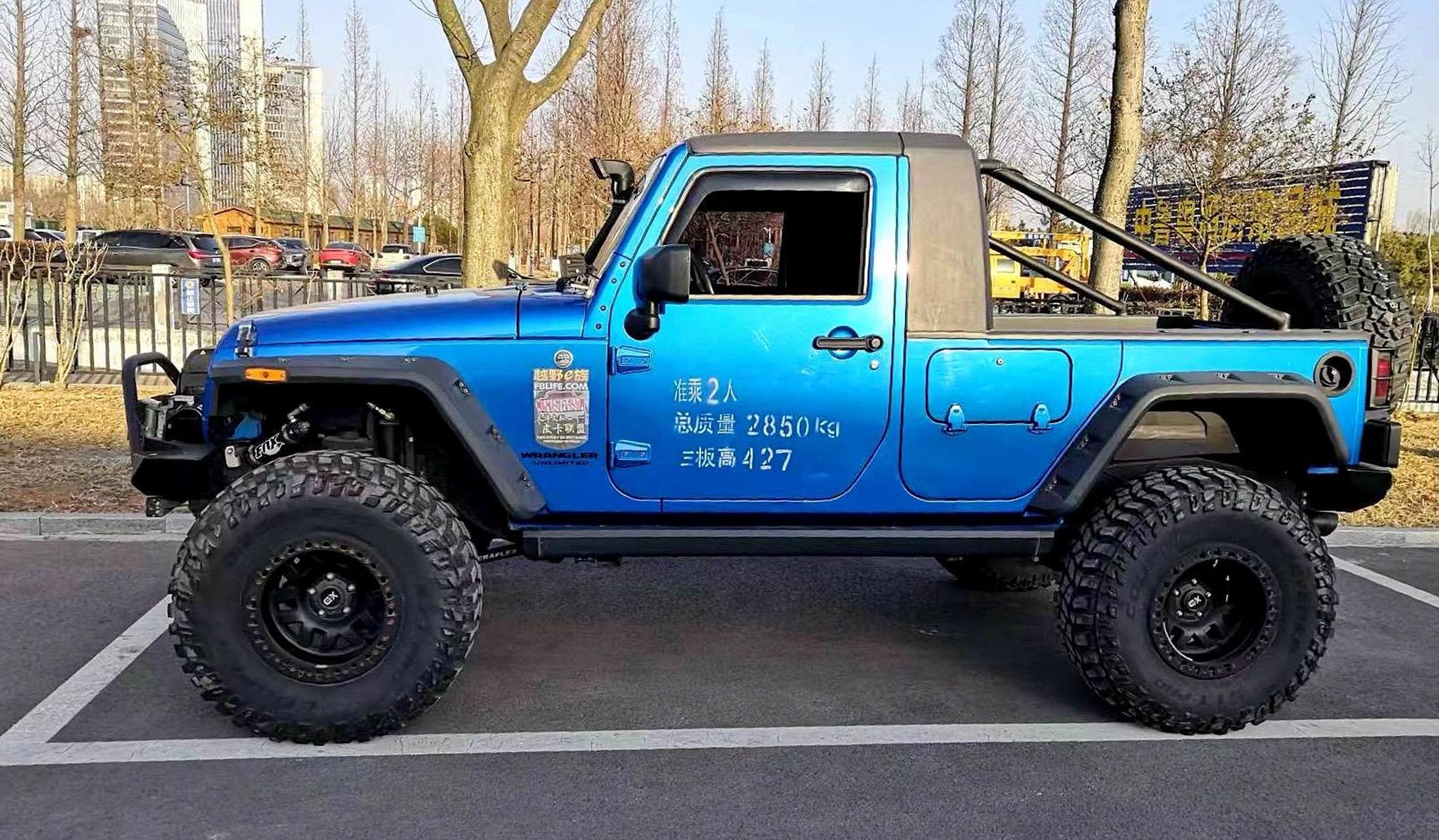 2017年国泰 牧马人双门皮卡3.