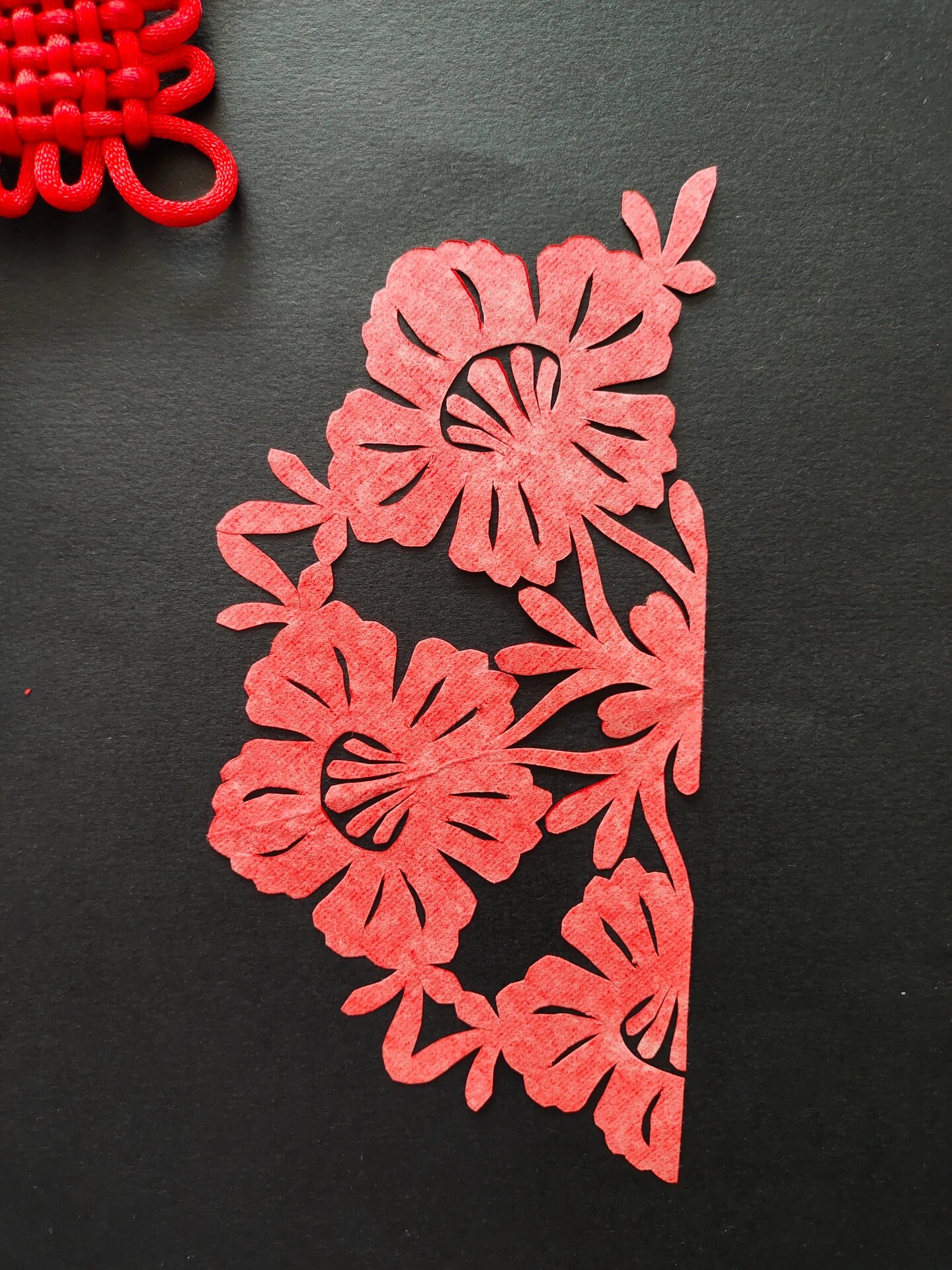 每日一剪|五折杜鹃 五折剪纸