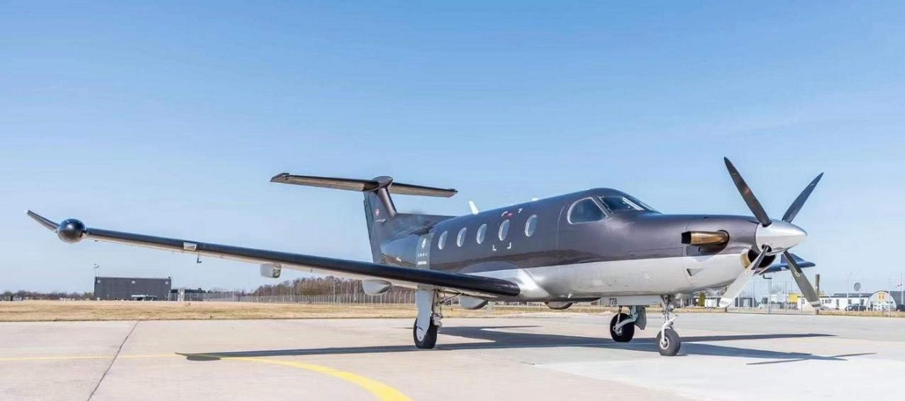 出售:一架皮拉图斯pc-12飞机,客舱6座,出厂时间:2009年;总时间:2000