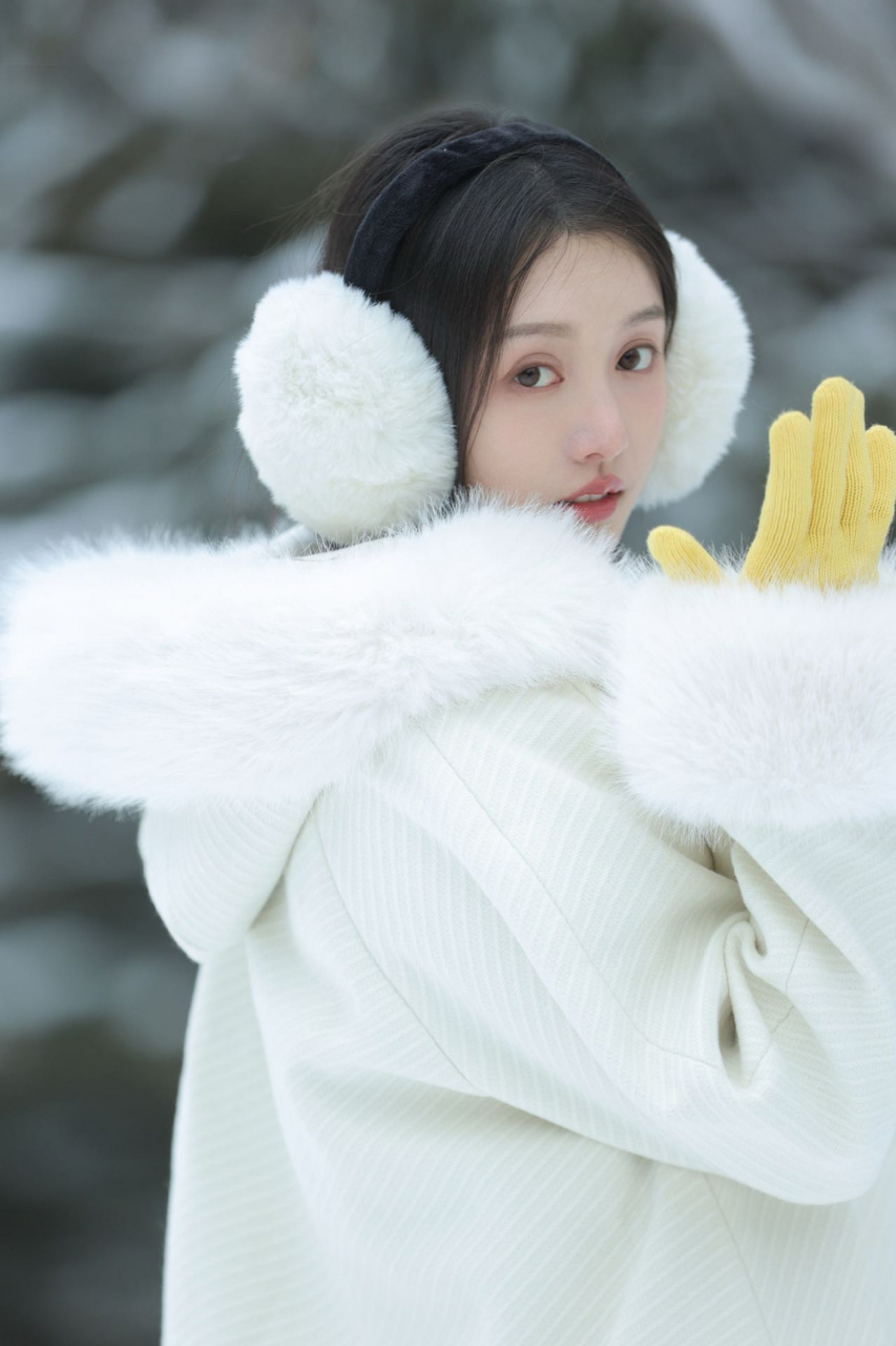 姜贞羽雪景氛围头像组图
