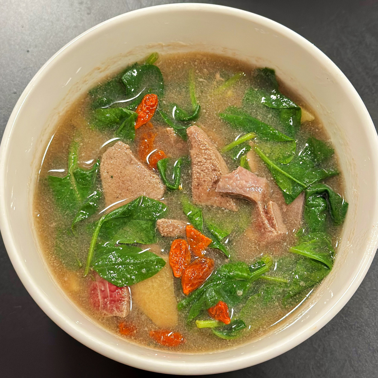 9297煲汤分享|菠菜猪肝汤 猪肝步骤: 16615猪肝切片后用清水