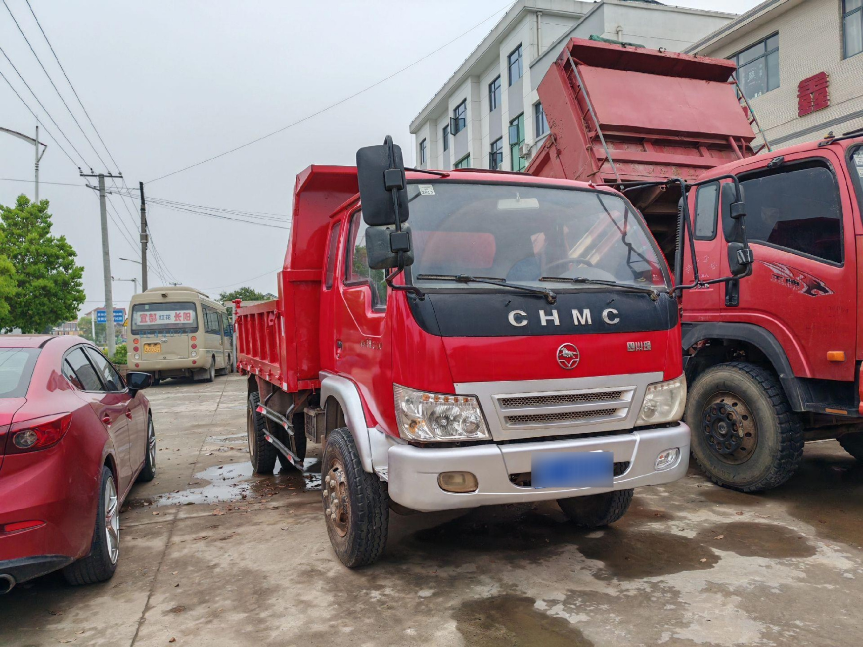 2017年南骏4100自卸车,国四排放,云内4100中冷增压发动机,五档高低速