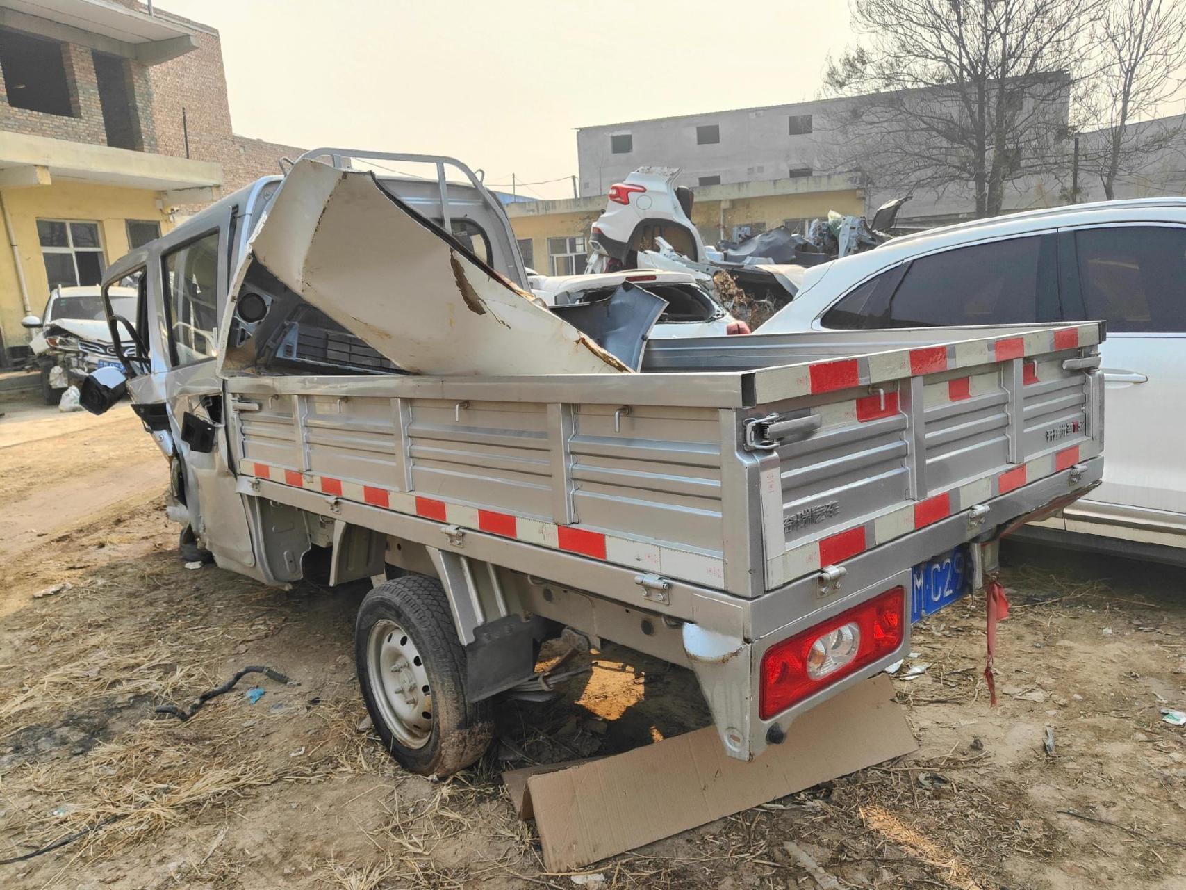 奇瑞开瑞优劲双排拆配件