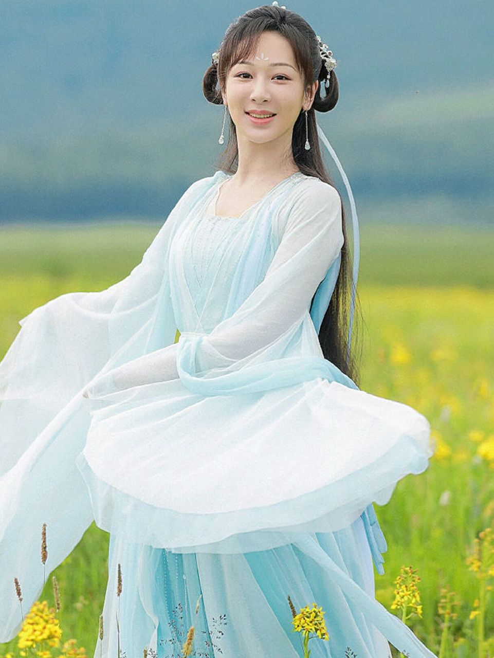 杨紫颜淡绝美高清壁纸来啦～可可爱爱的颜淡