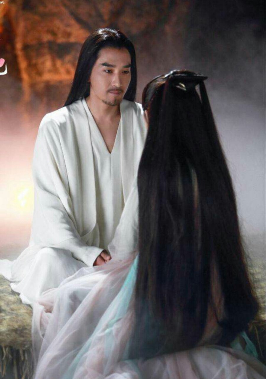 如果没有夜华 白浅会喜欢上墨渊吗 墨渊要是有夜华脸皮一半厚  早就在