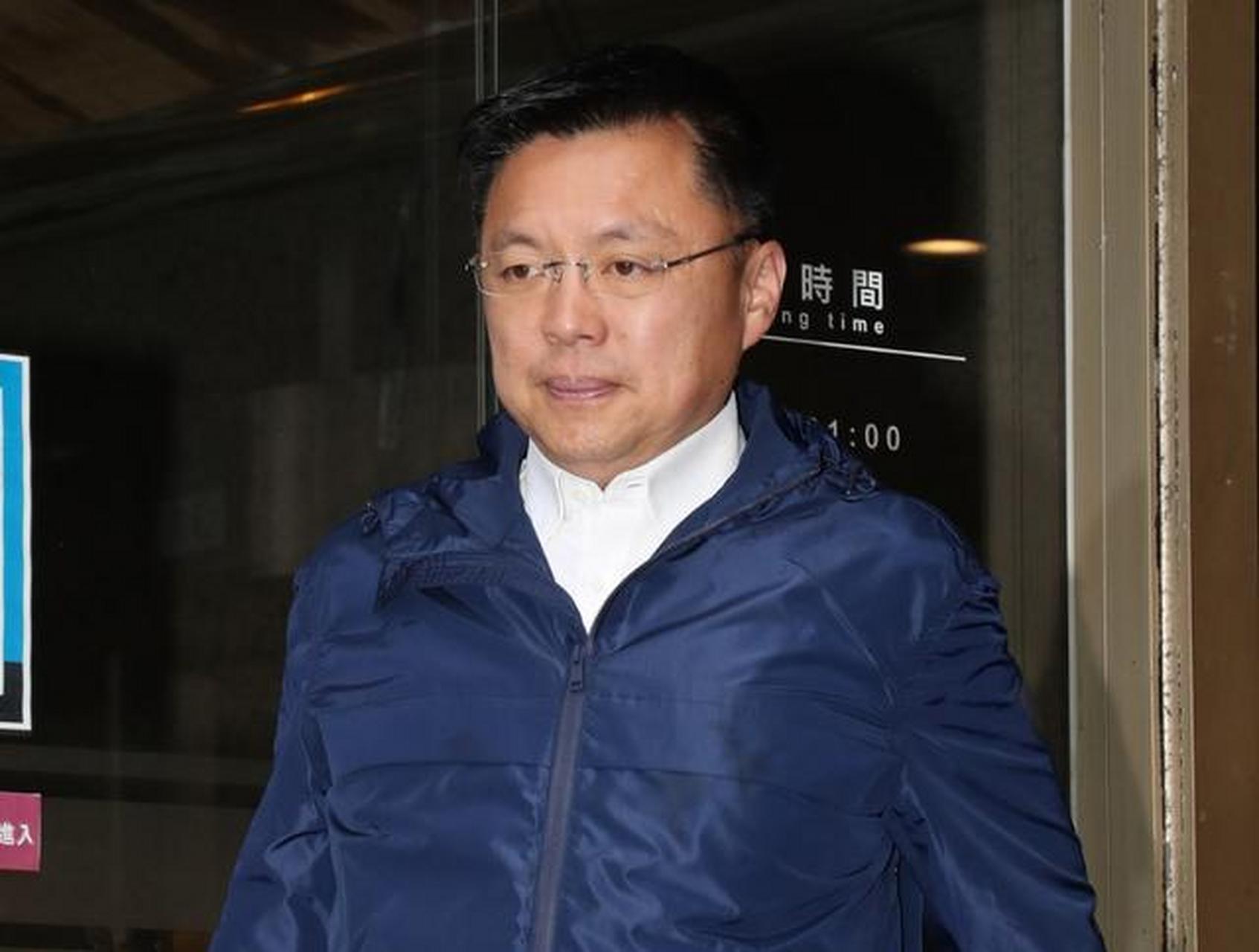 民进党"立委"赵天麟昨(23)日爆出婚外情,多张与大陆籍小三亲密合影的