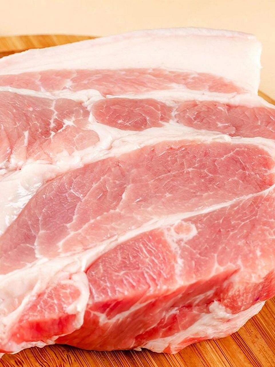 7新鲜带皮猪前腿 约350g/盒 82全自养猪肉更安心,今日上架新鲜更