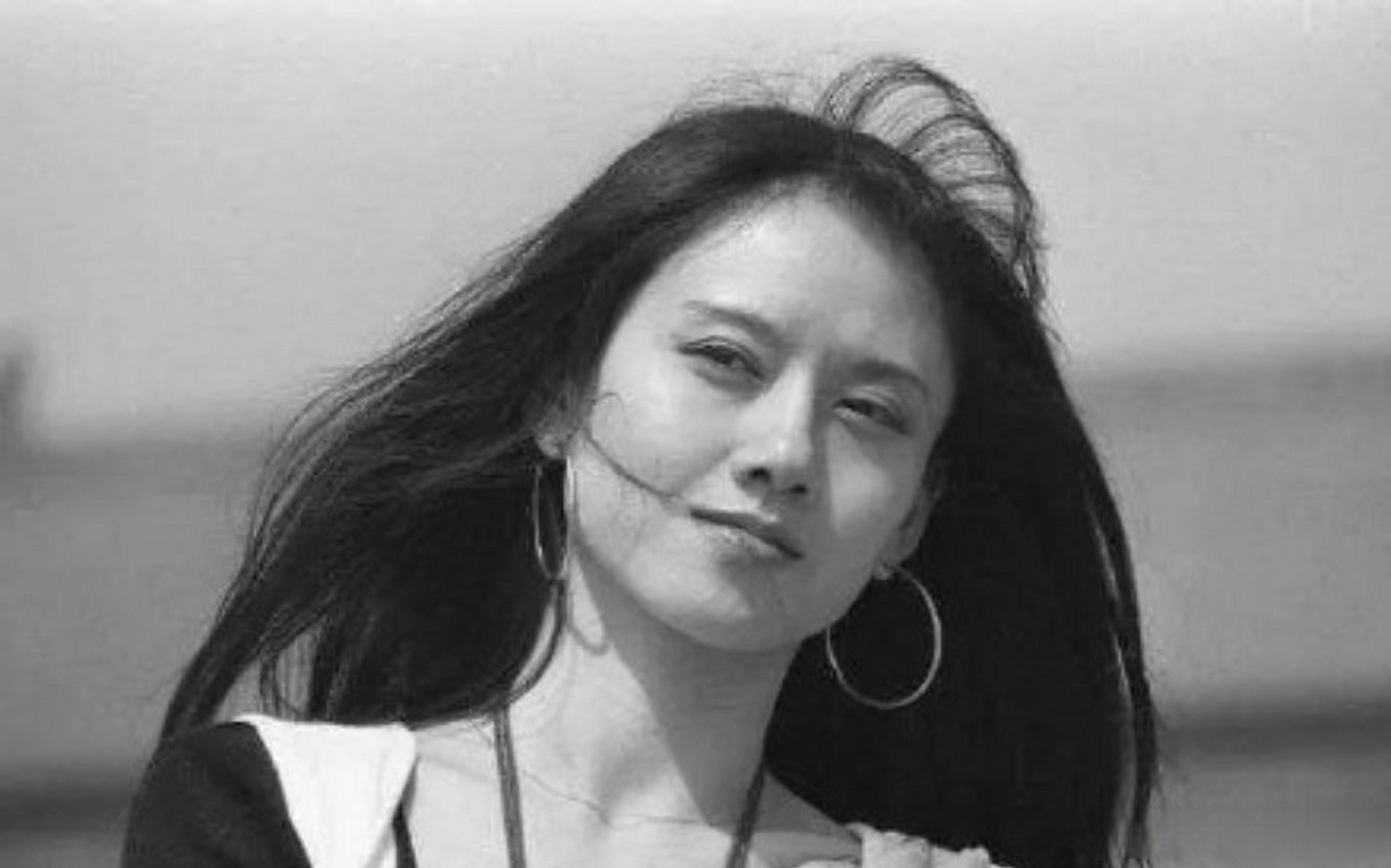 杨丽萍老师年轻时的容貌,真的一点都不输当红小花