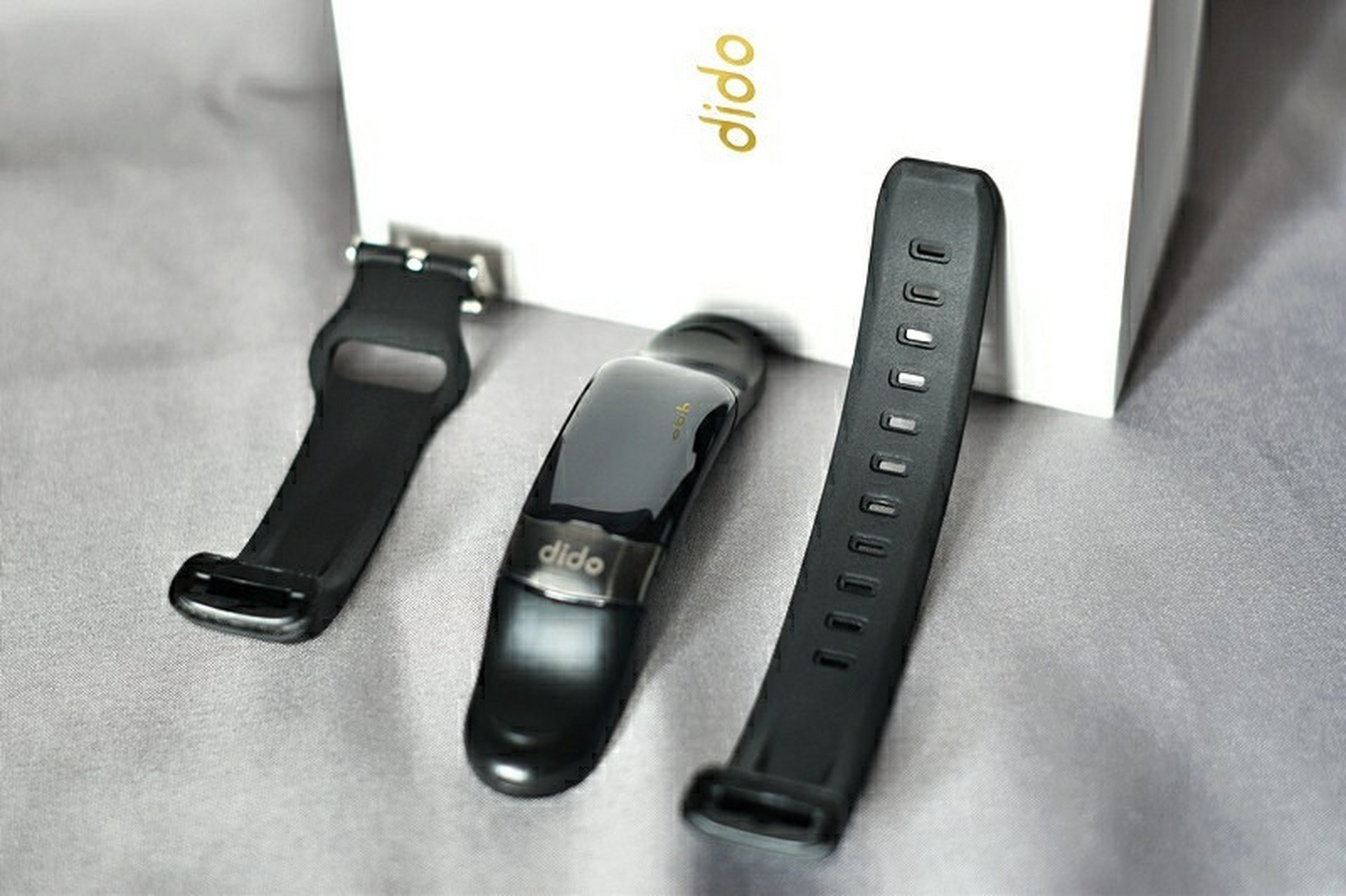 dido y2智能手环,智能医疗级手环 健康生活好助手.