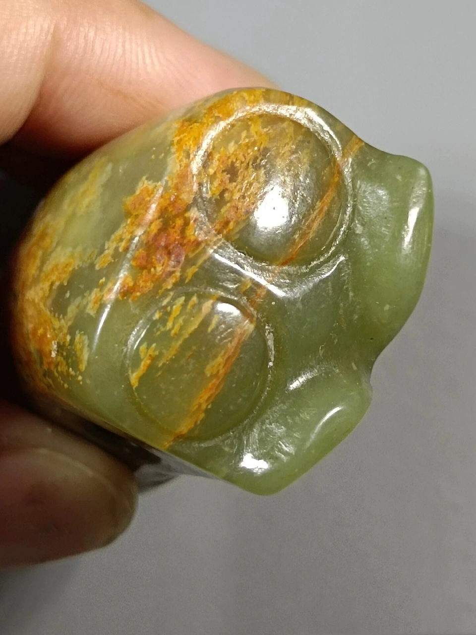 红山文化大眼玉蝉 红山文化玉蝉,呈现典型的蝉形,身体短胖,大眼圆鼓