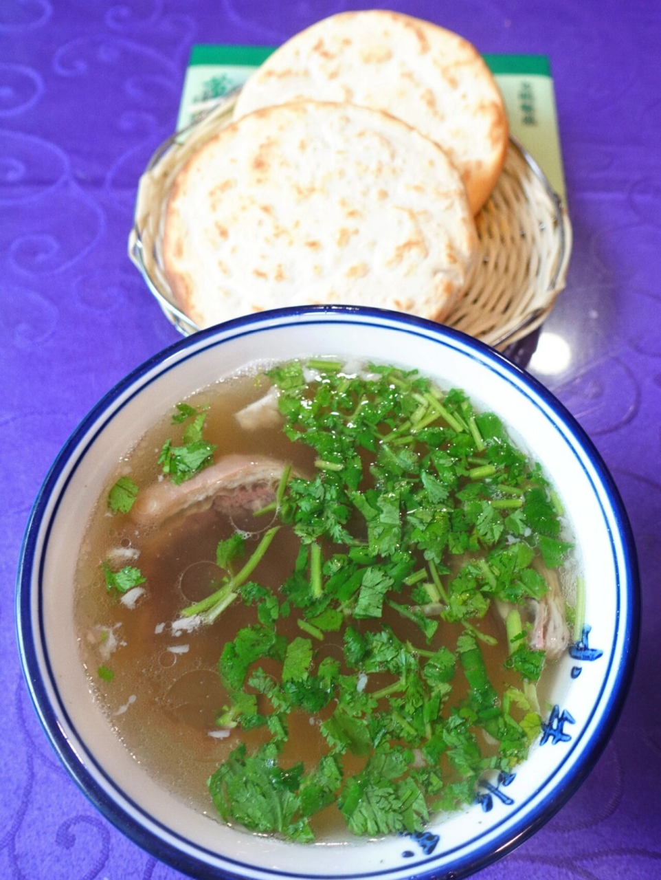 咥过人人夸 02提起水盆羊肉,以渭南市大荔,蒲城,澄城三县最出名