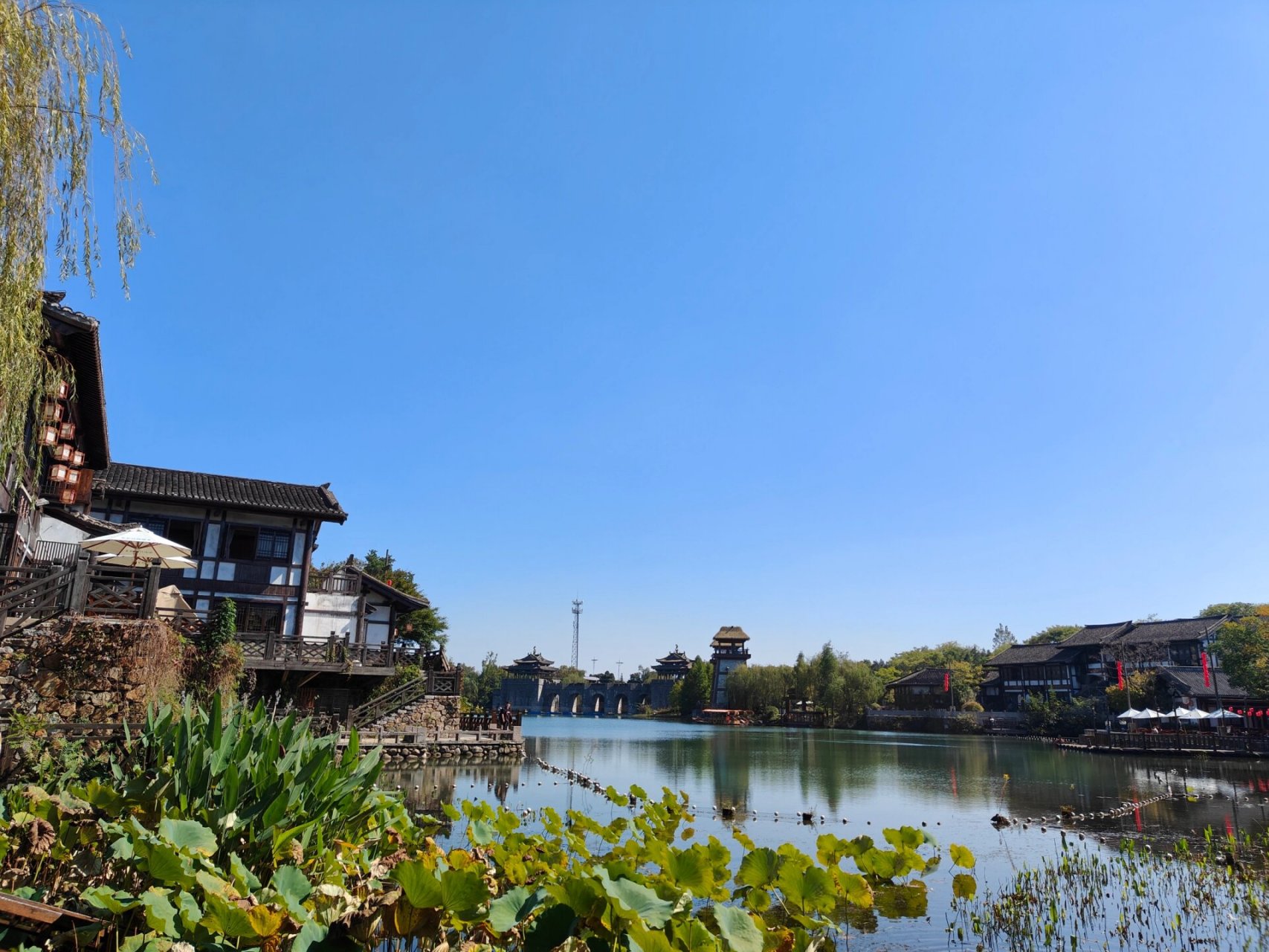 东方盐湖城免费游玩啦 10月份金坛多景区开展高铁票免费游玩活动,秋高