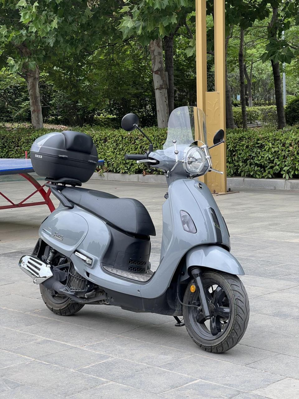 2022年8月底上牌三阳飞度4发票12500元,实表4千公里cbs版,全车原版原