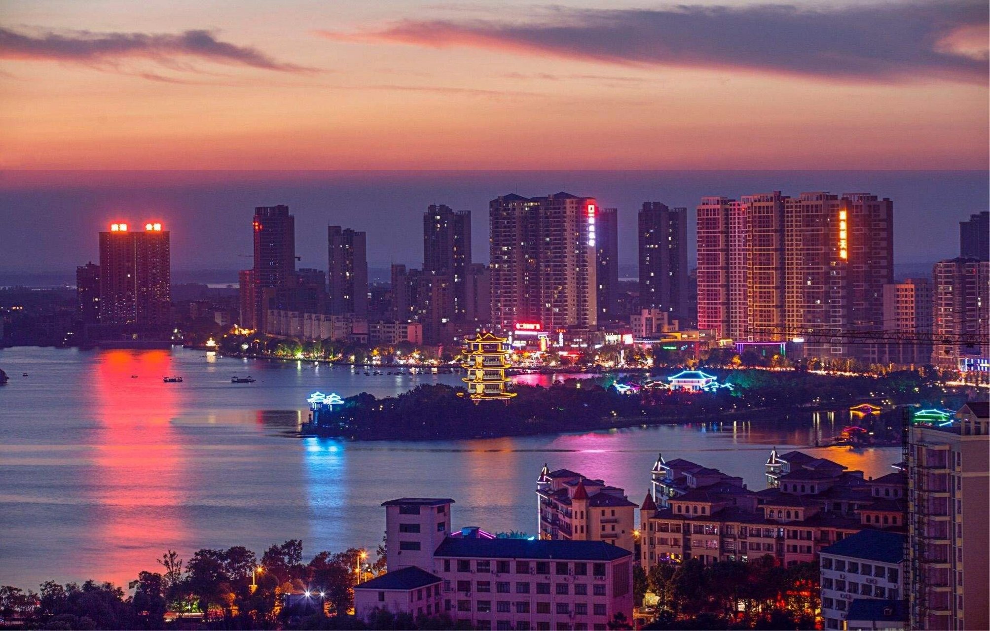 这些年走过的地方-嘉鱼县 嘉鱼县城古名沙阳堡,春秋战国属楚,西晋太康