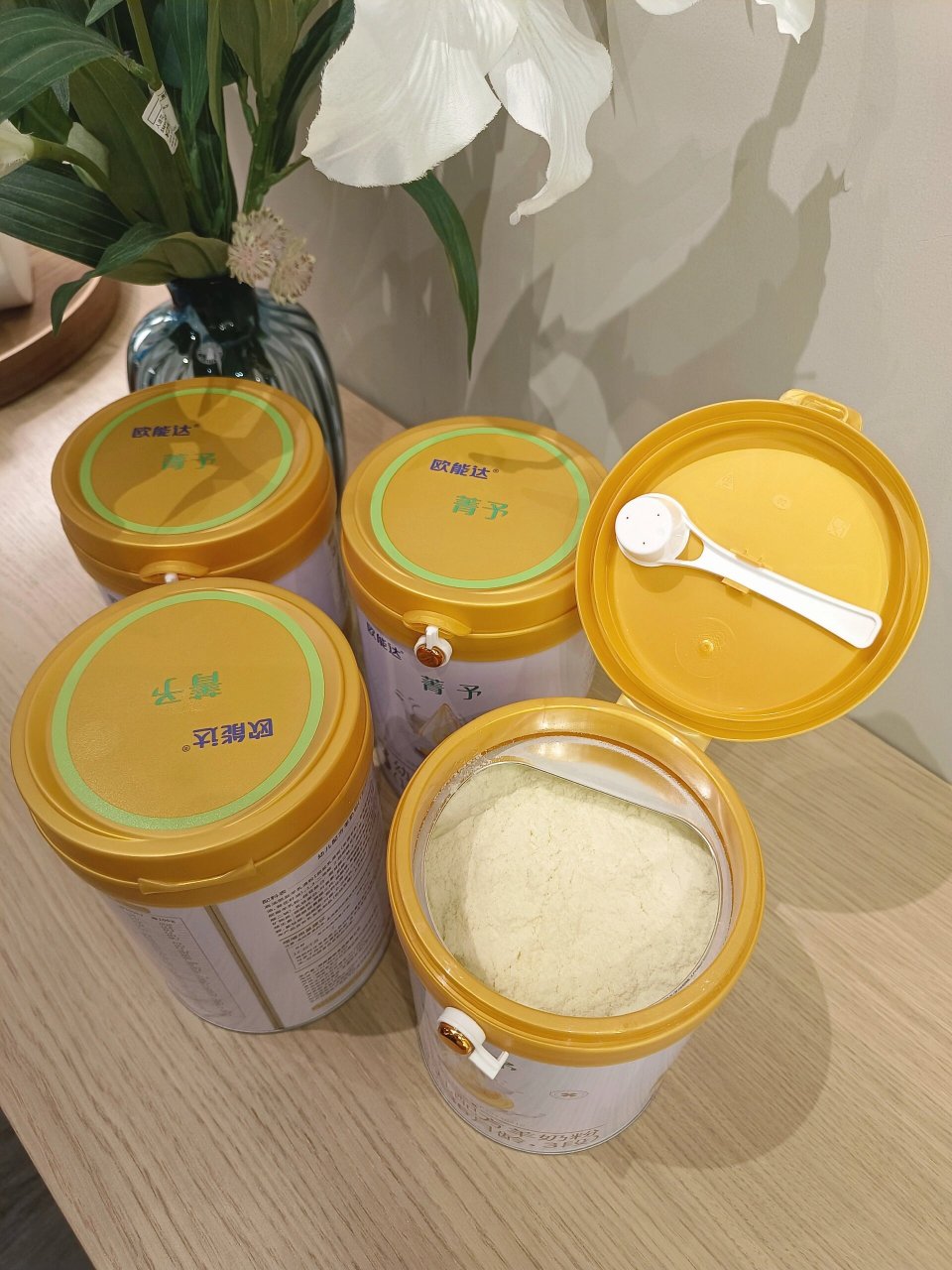 羊奶粉新上市,欧能达菁予真的很爱~ 9797自己母ru不太够,所以想要