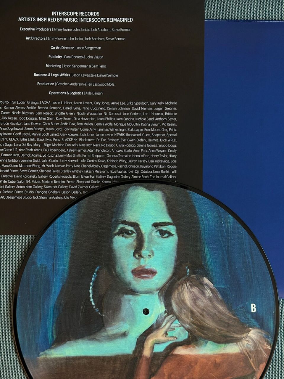 blue velvet 9197 #lanadelrey# #borntodie# #黑胶唱片# #音乐