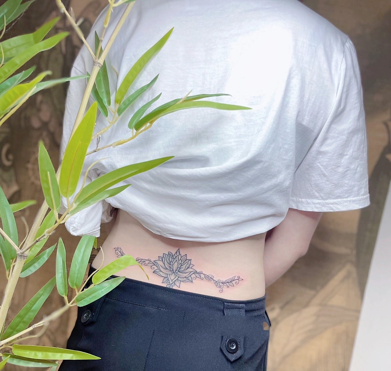 西安纹身 腰部纹身