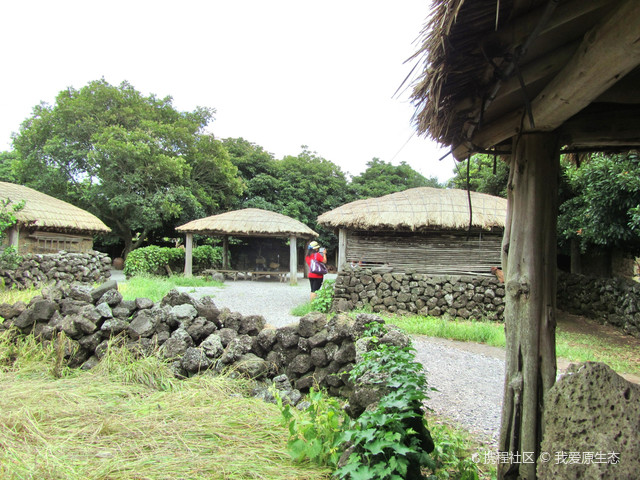 美丽济州岛城邑民俗村