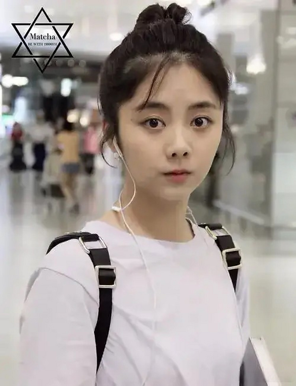 很多人吐槽谭松韵的"猪鼻子",但她都没有去整容,坚持原生态脸,这样