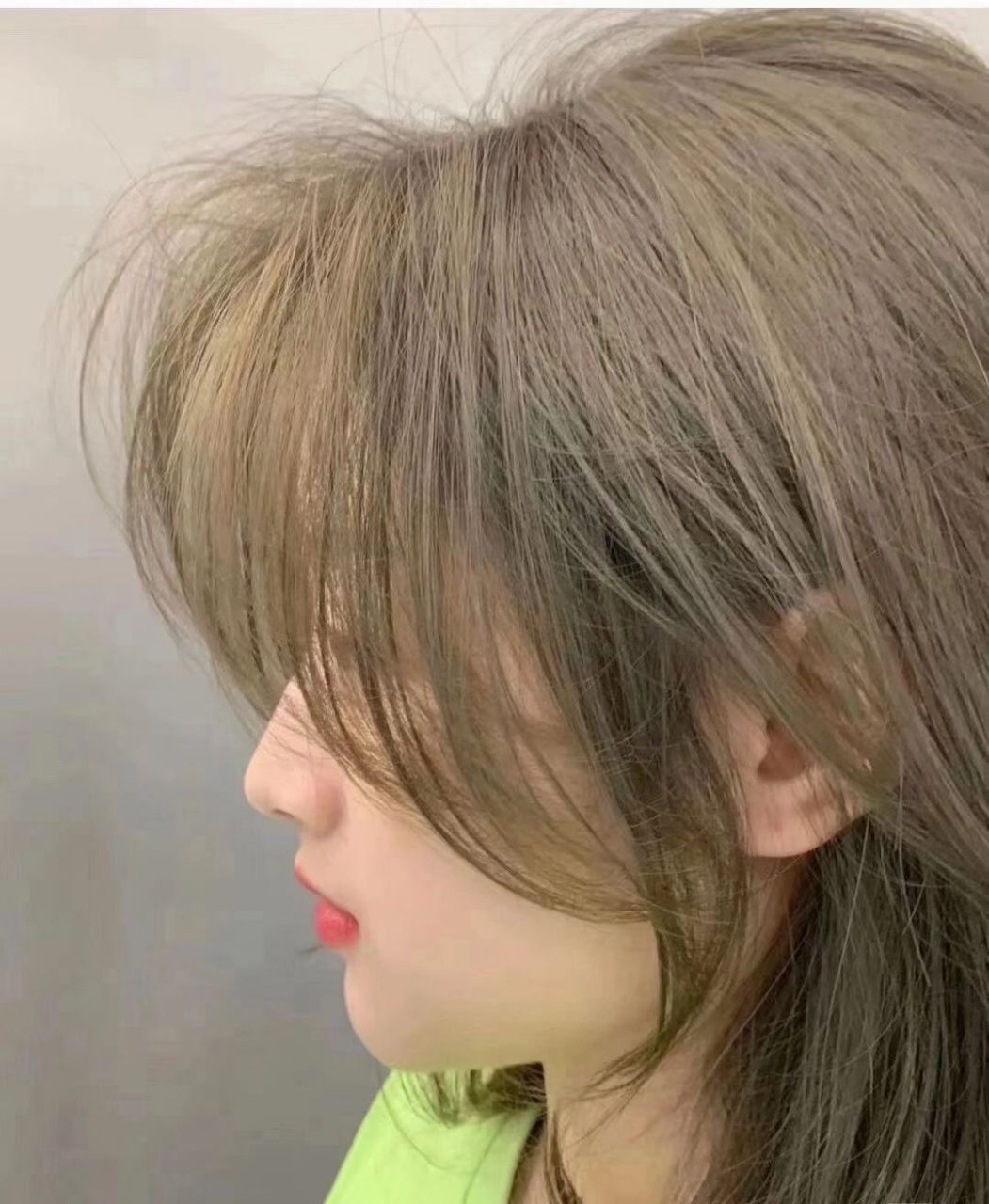 2023最流行的发色 亚麻青棕色 炒鸡显肤色白的一款发色!