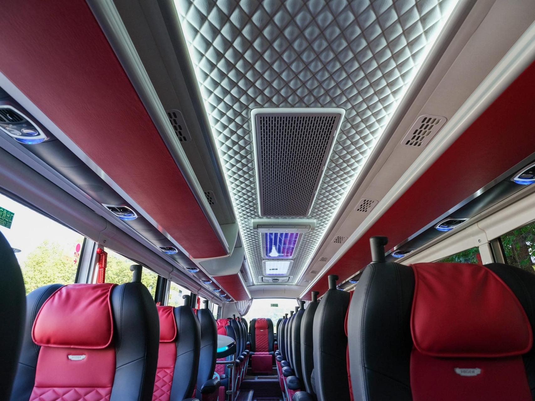 苏州金龙高端大客:旅行家2 1大巴车