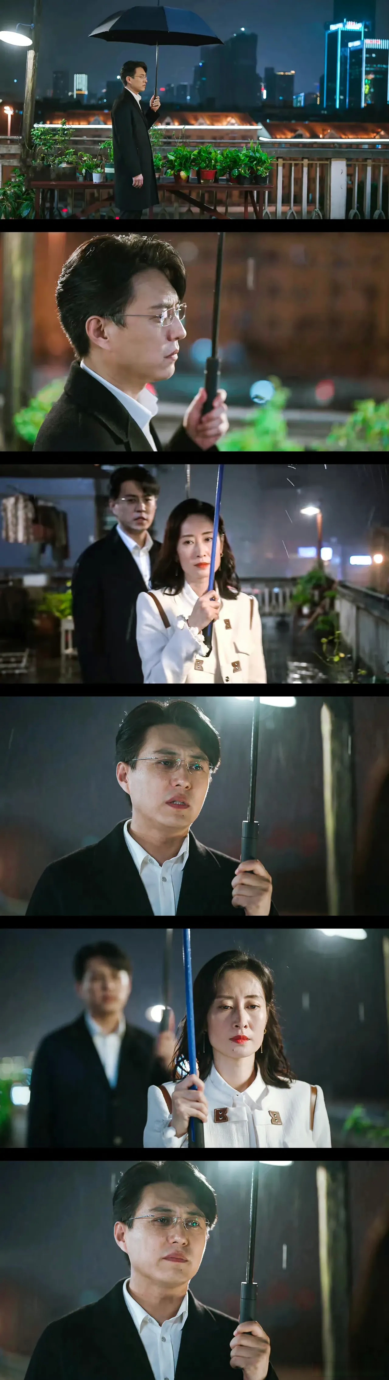 靳东和刘敏涛同框这一幕谁注意到了,下雨天,撑伞, 梦回雨楼"他居然敢