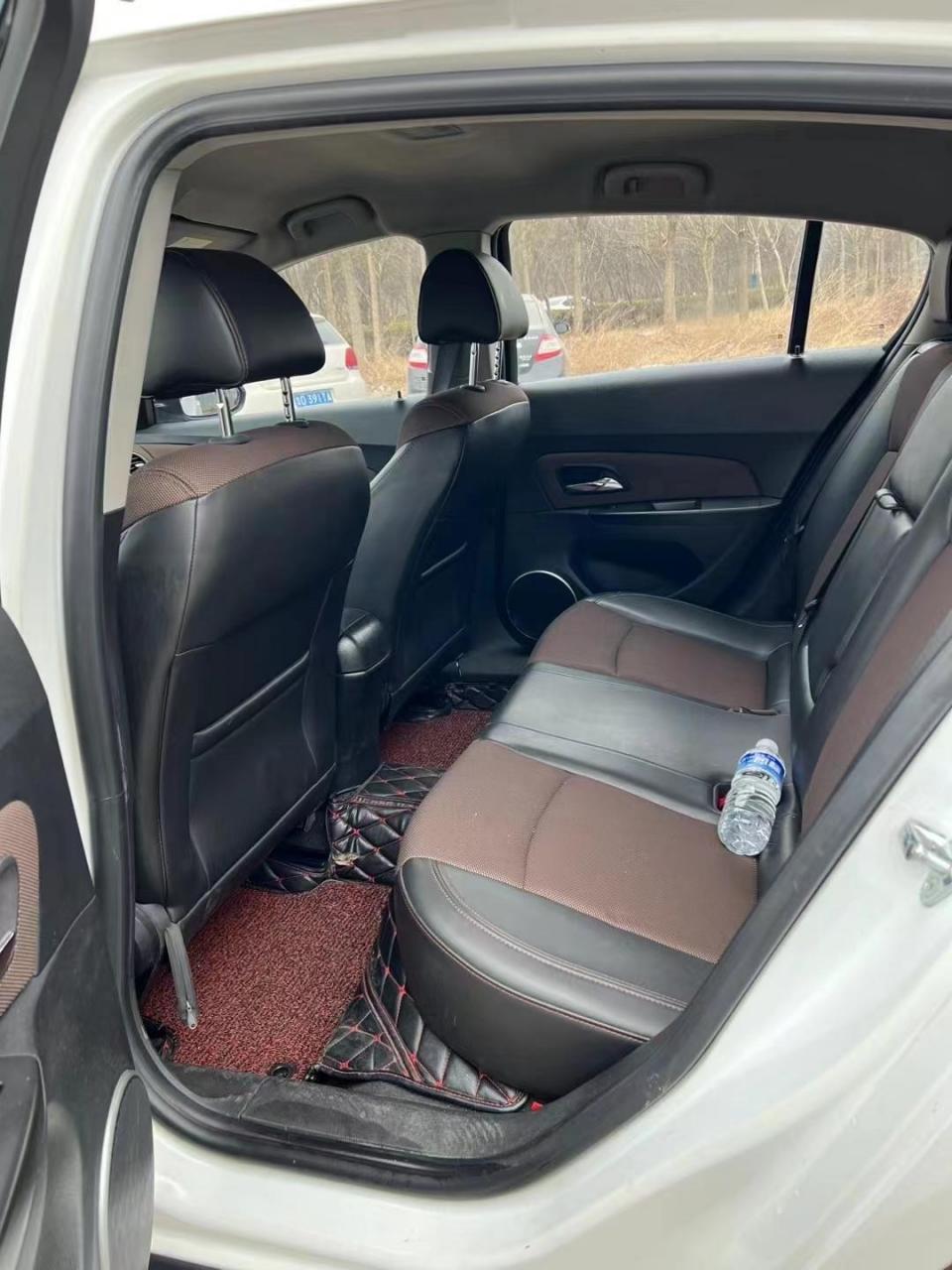 新到2016年(两厢车)雪佛兰科鲁兹掀背版/自动挡高配/大屏导航/车况