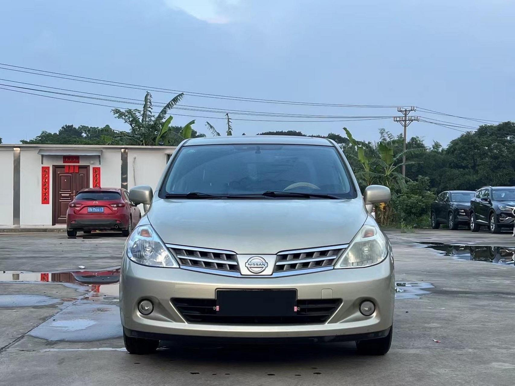 万最新到店练手代步车,09年日产颐达,1.