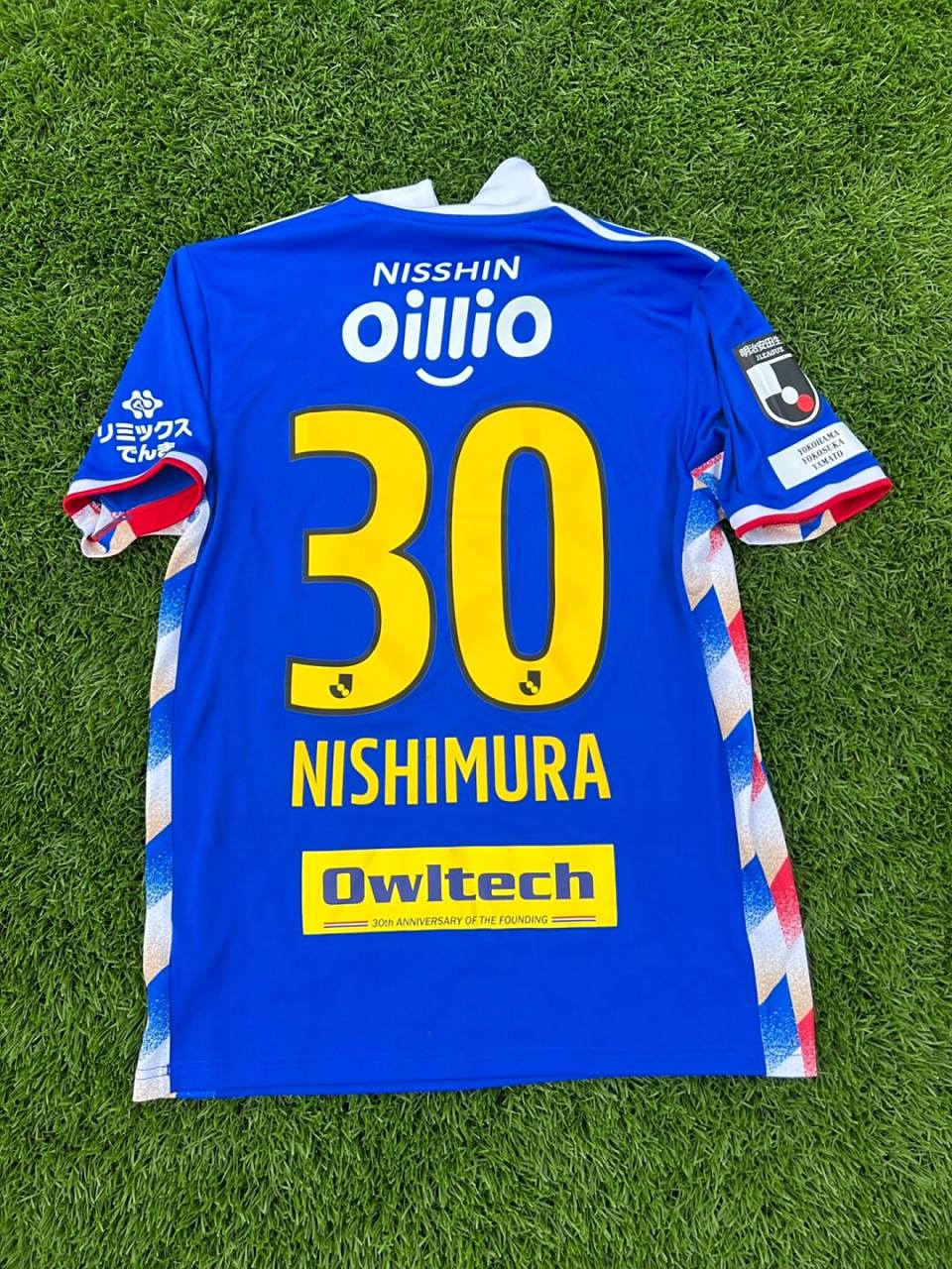 2023年第10场 球衣:横滨水手2022主场球衣 印号:西村拓真 #足球