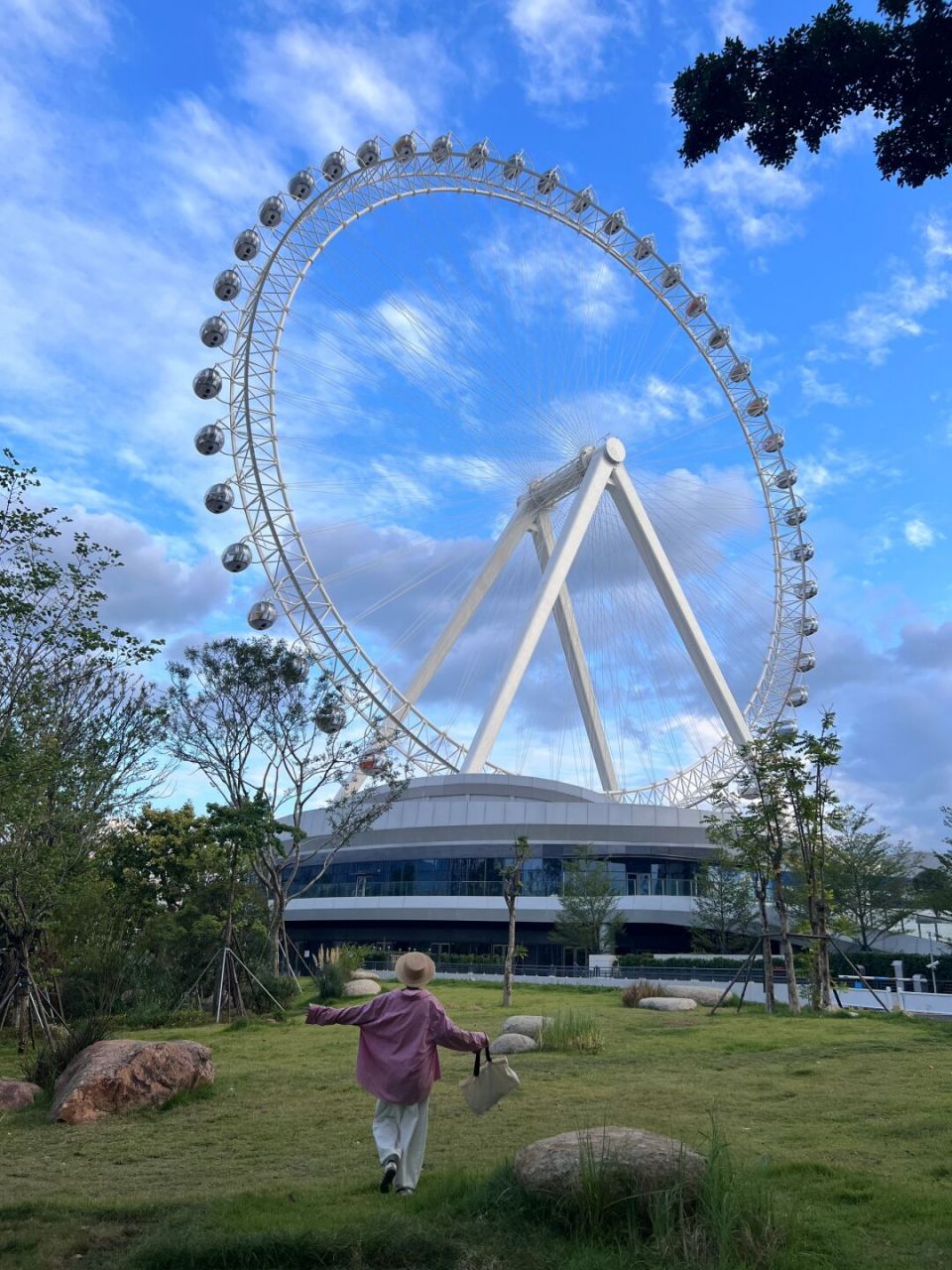 答应我天气好一定要来 晋安湖公园的摩天轮! 真的太出片啦!