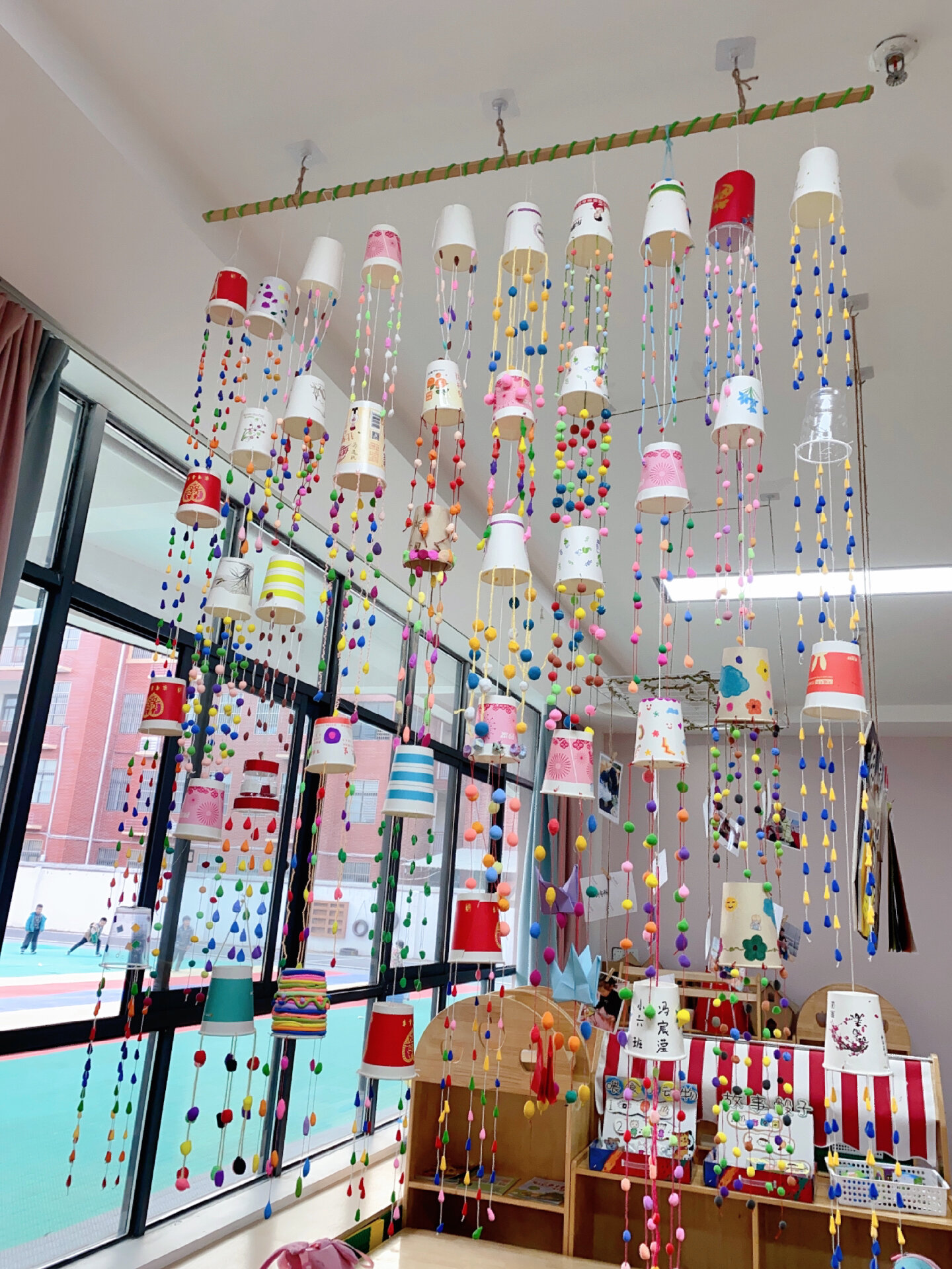 幼儿园环创吊饰纸杯