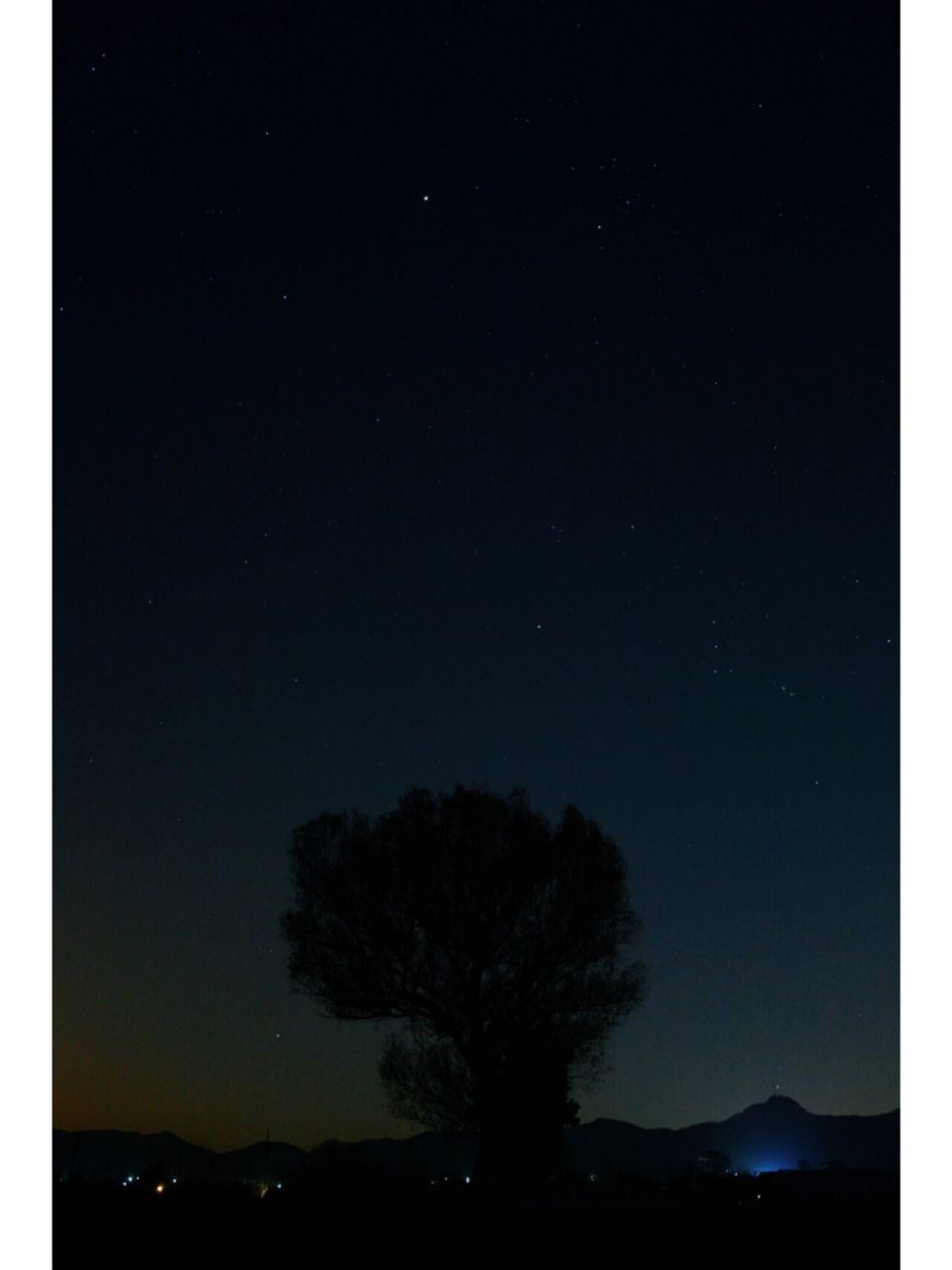 乡村夜晚星空图片真实图片