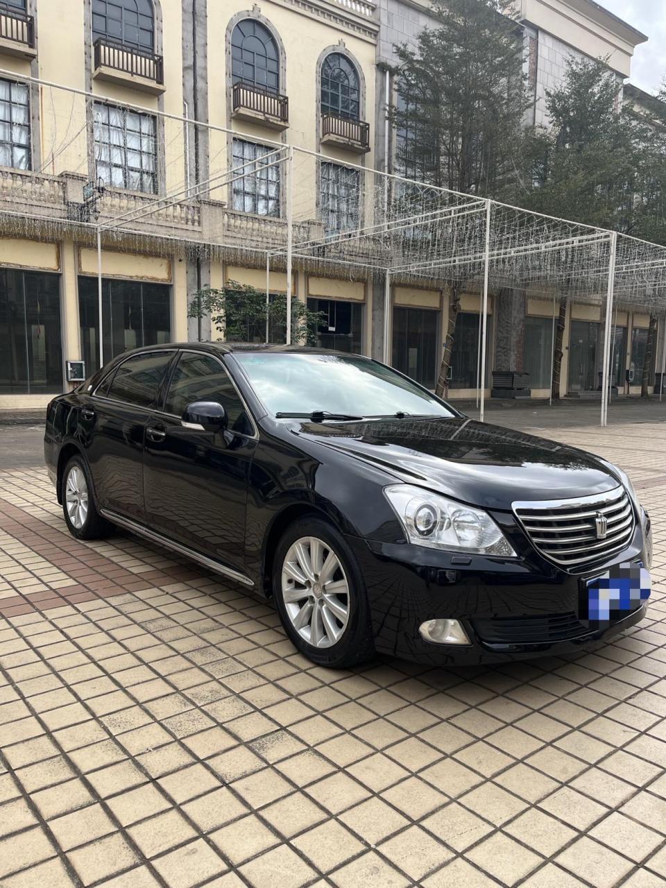 刚到台10年8月斧头灯皇冠2.